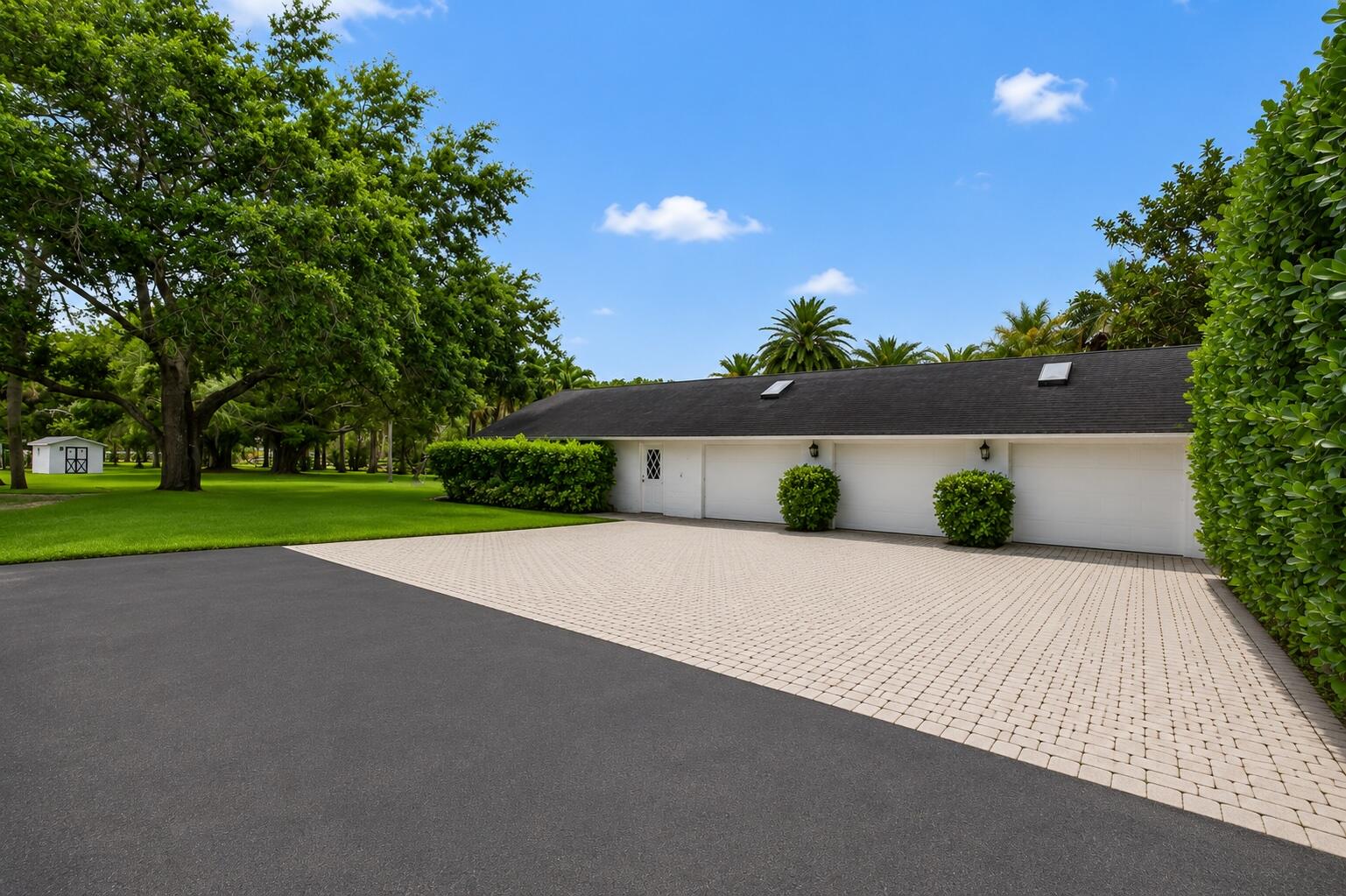 FOX TRAIL - Residential