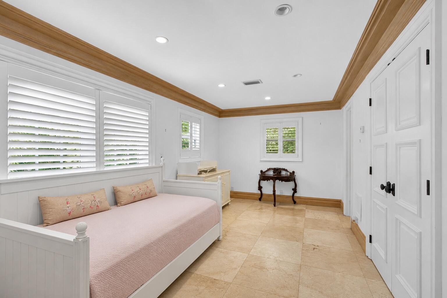 FOX TRAIL - Residential