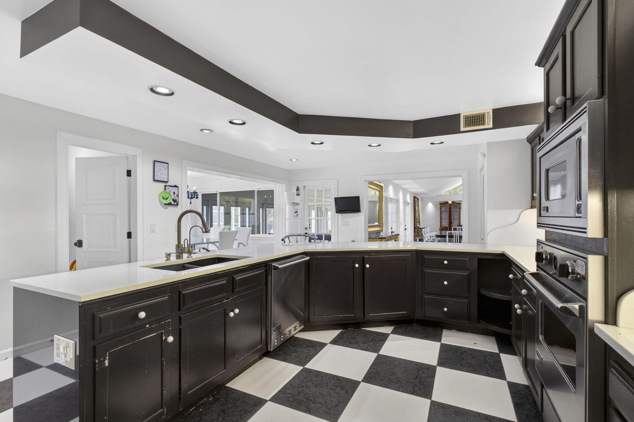 FOX TRAIL - Residential