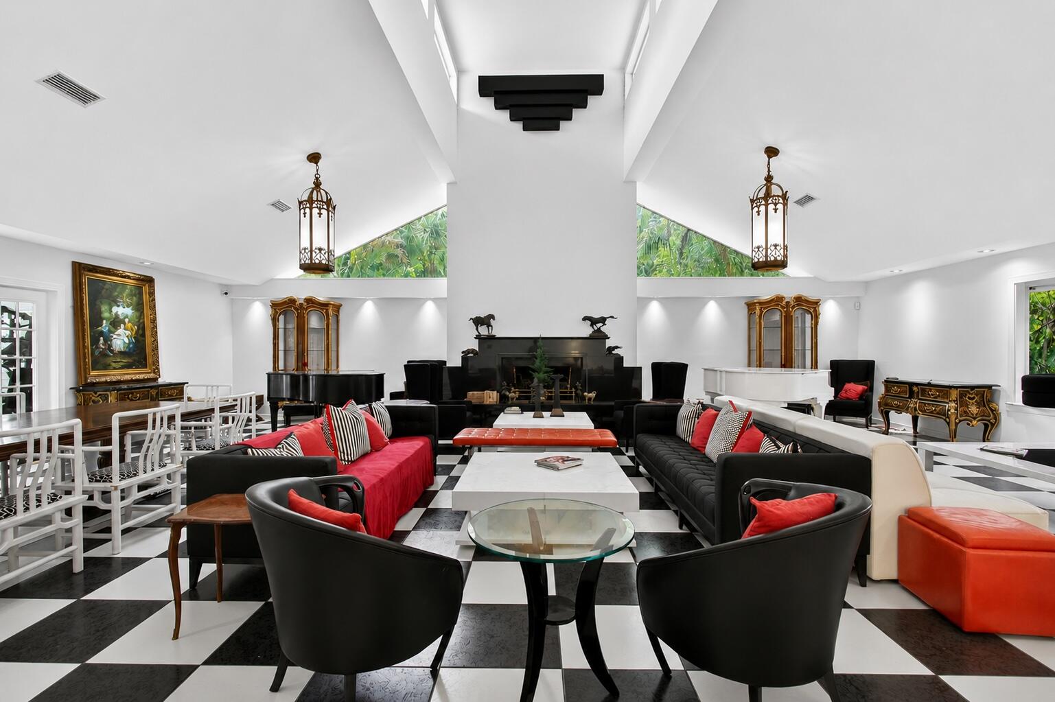 FOX TRAIL - Residential