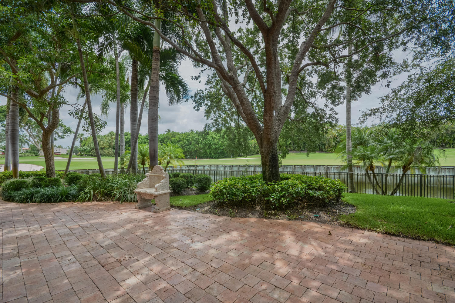 ST ANDREWS COUNTRY CLUB - Residential