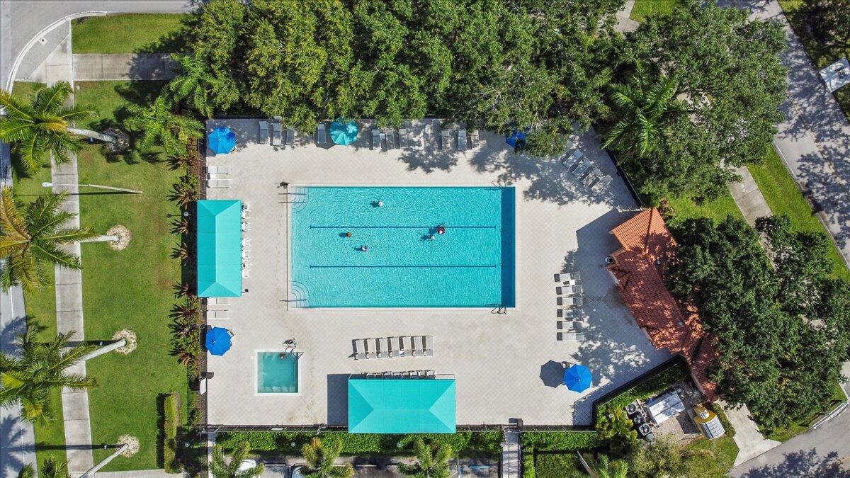 PALM ISLES I, II AND III CONDOS - Residential