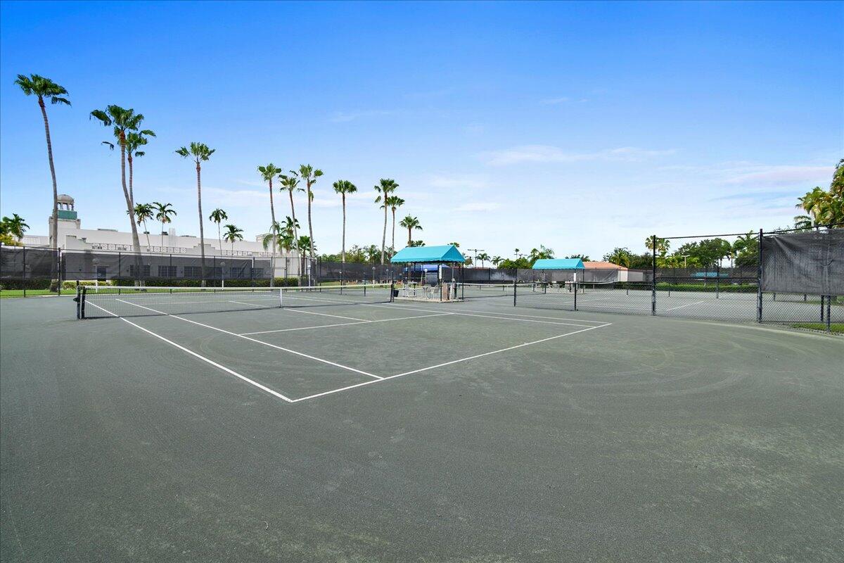 PALM ISLES I, II AND III CONDOS - Residential
