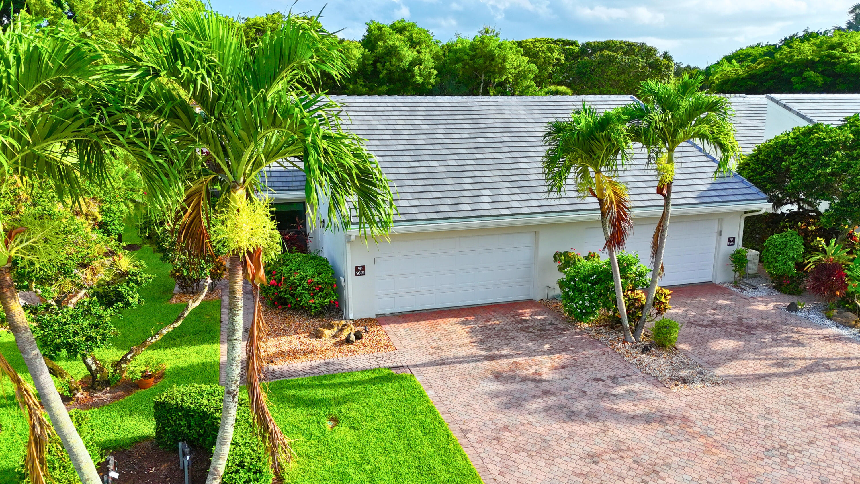 PEPPERTREE CONDO - Residential