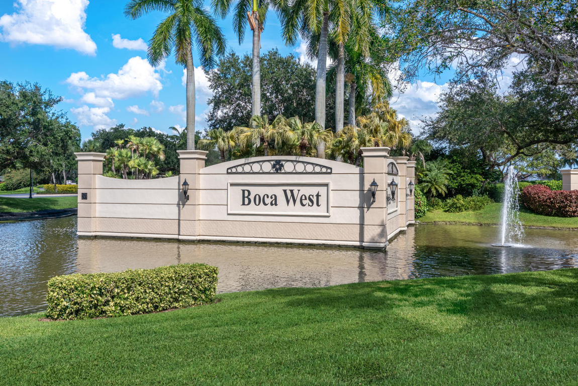 PEPPERTREE CONDO - Residential