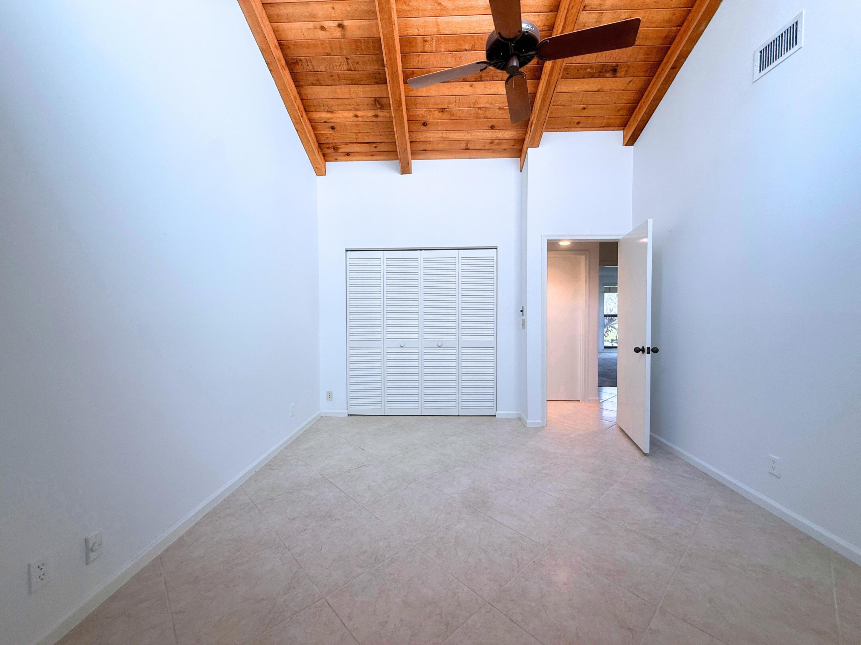 PEPPERTREE CONDO - Residential
