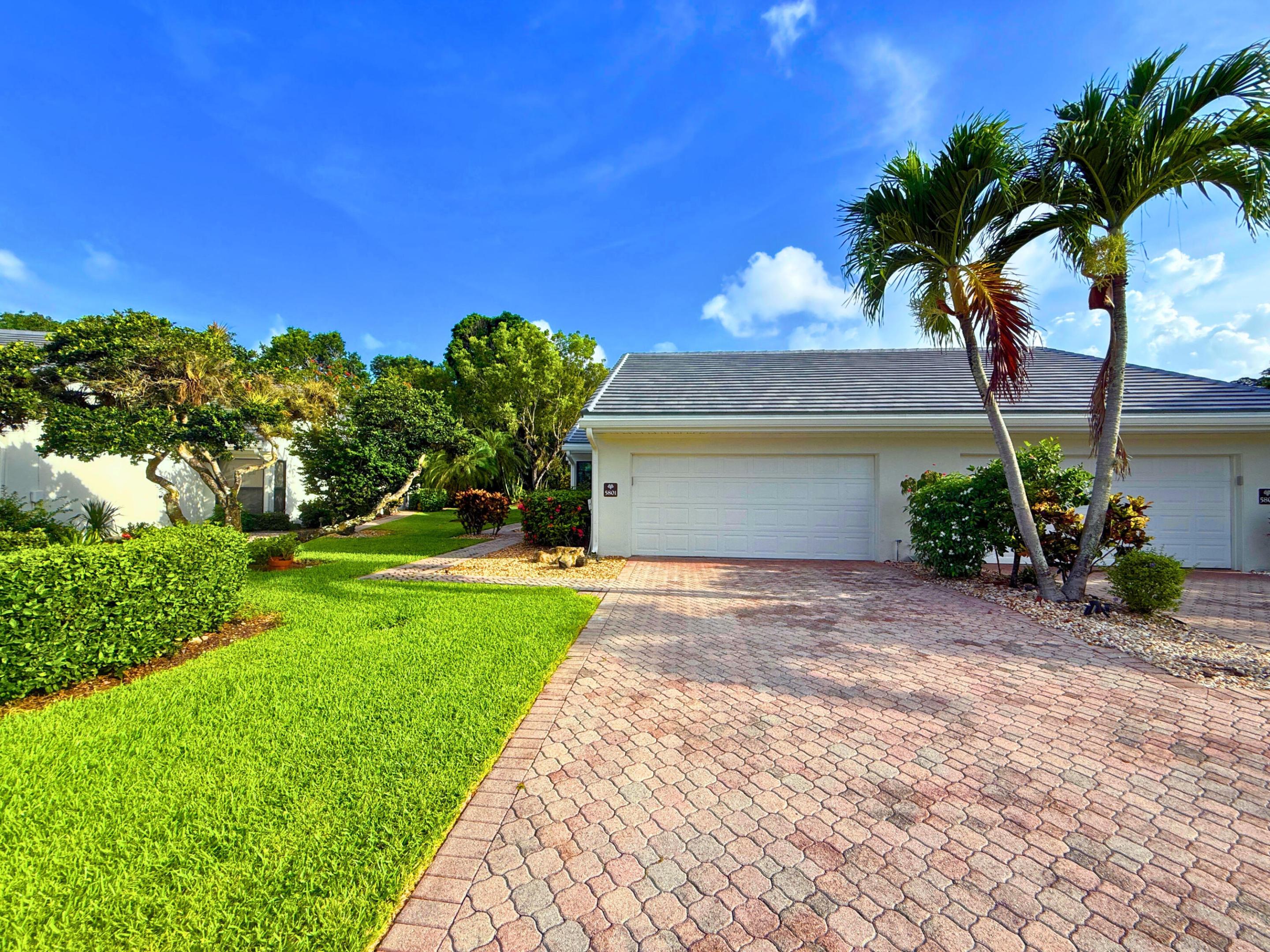 PEPPERTREE CONDO - Residential