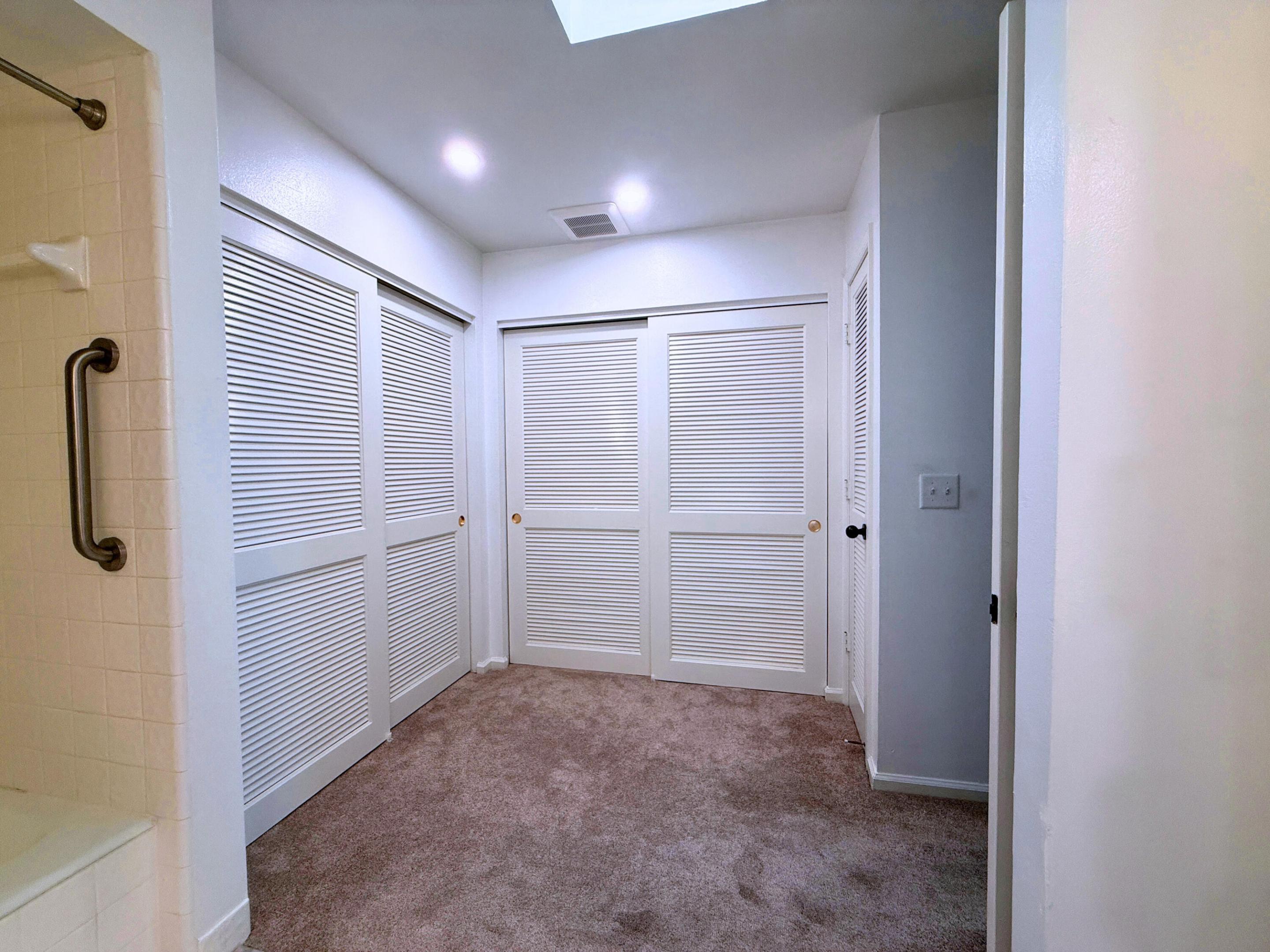 PEPPERTREE CONDO - Residential
