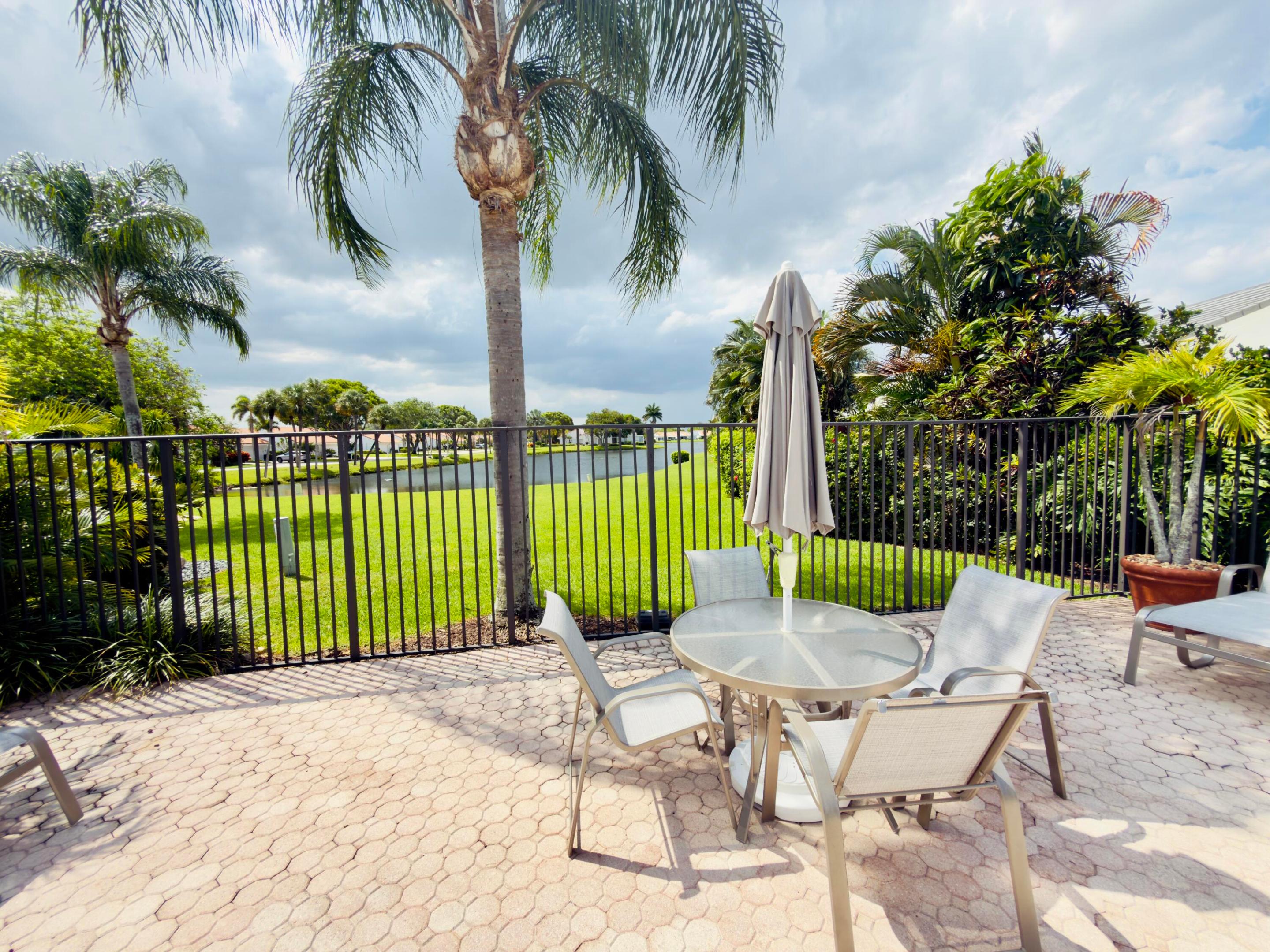 PEPPERTREE CONDO - Residential