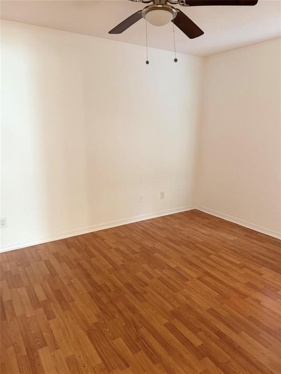 EMBASSY LAKES - Residential