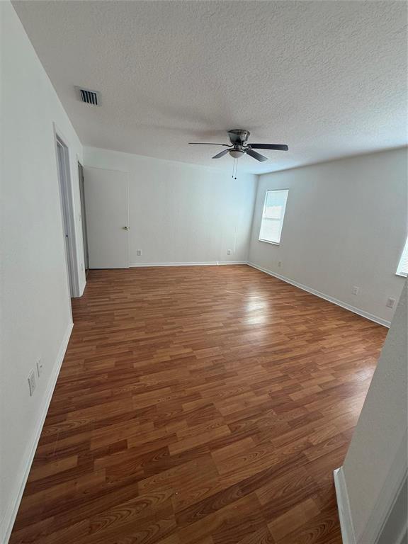 EMBASSY LAKES - Residential