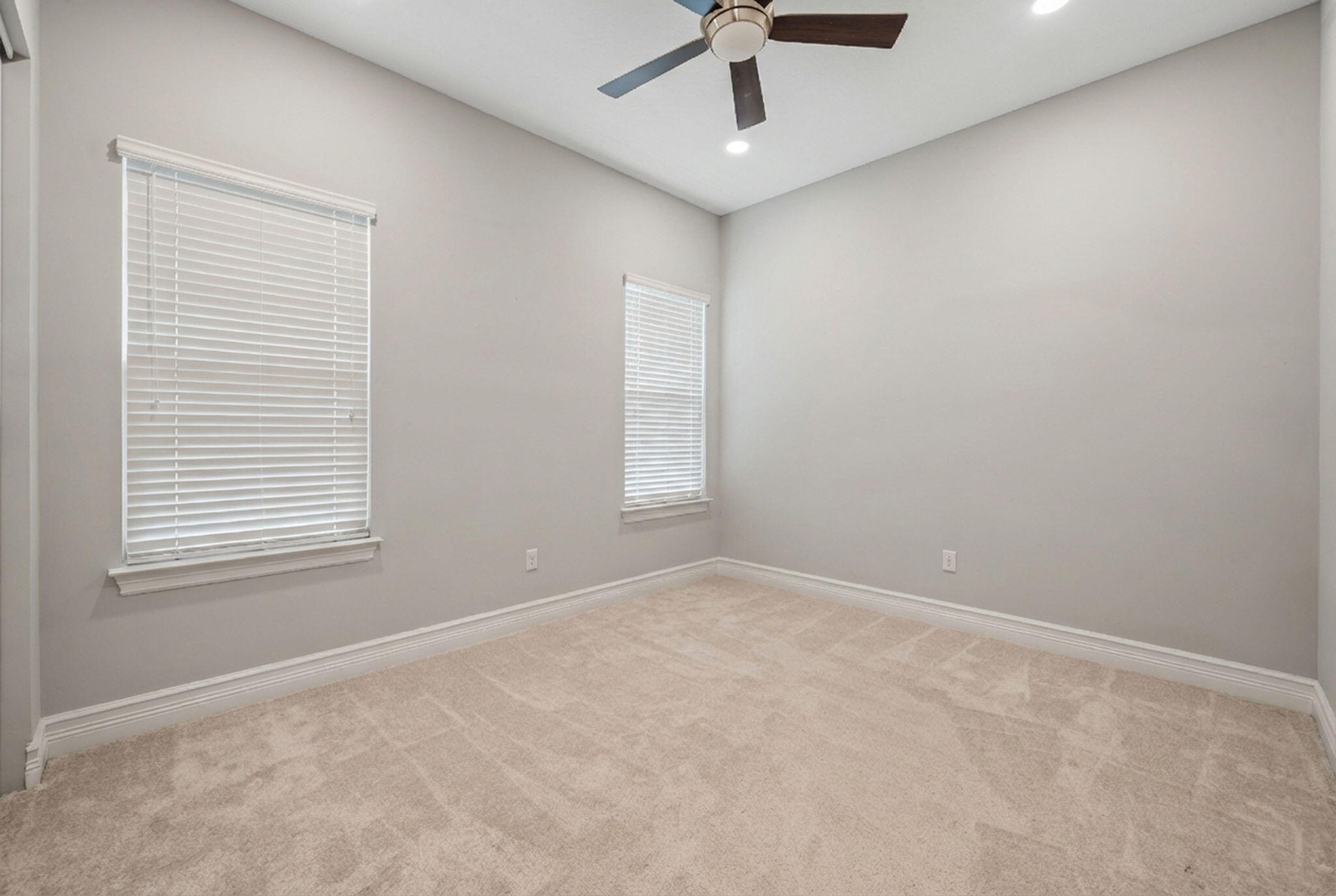 VALENCIA COVE AGR PUD SOUTH PL - Residential