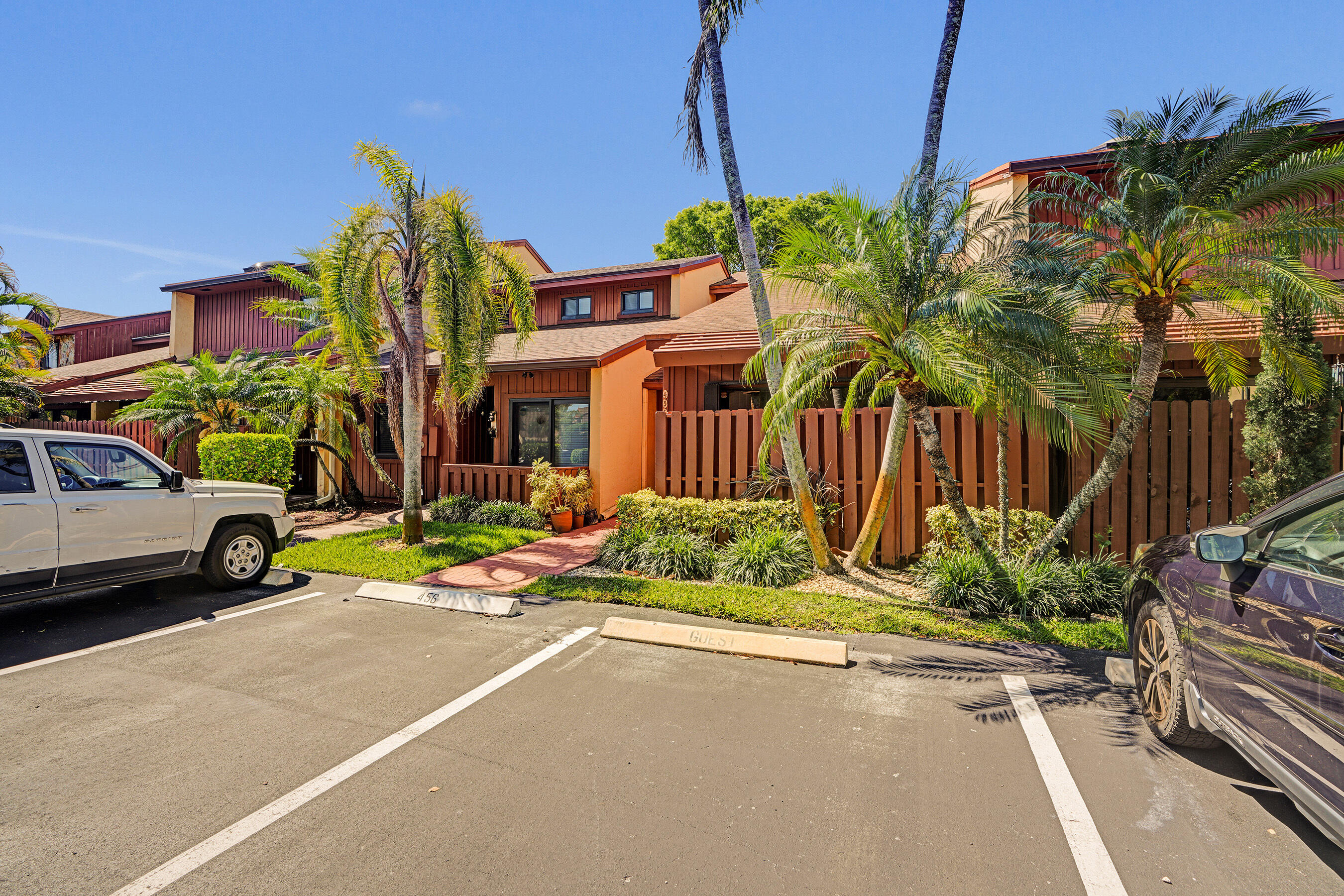 SANDPIPER BAY - Residential