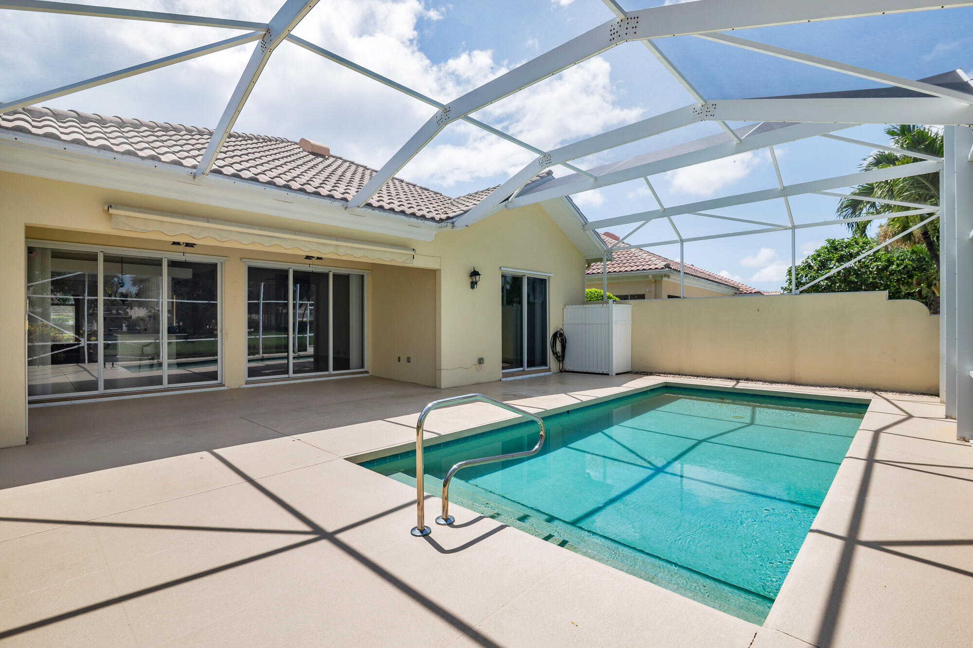 ISLES AT PALM BEACH GARDENS - Residential