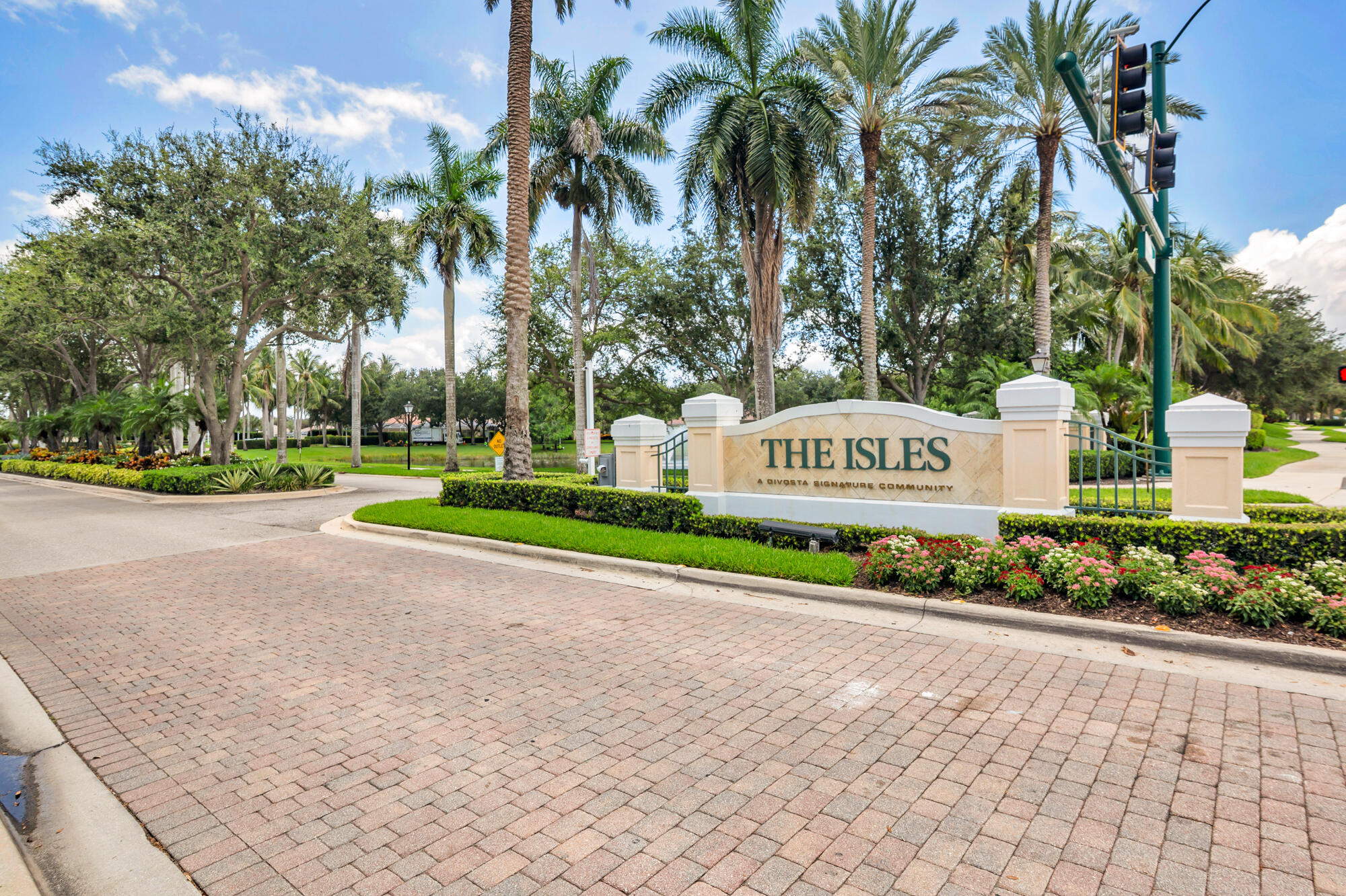 ISLES AT PALM BEACH GARDENS - Residential