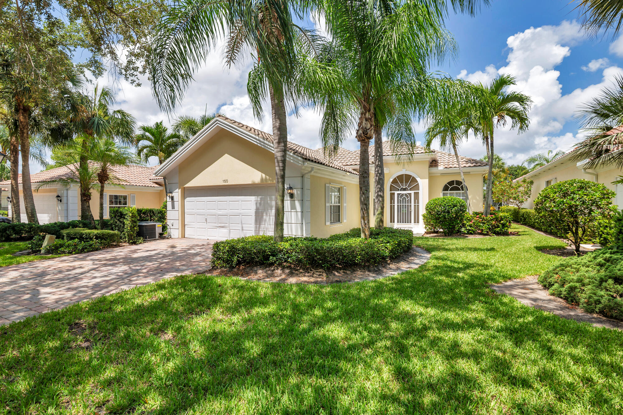 ISLES AT PALM BEACH GARDENS - Residential