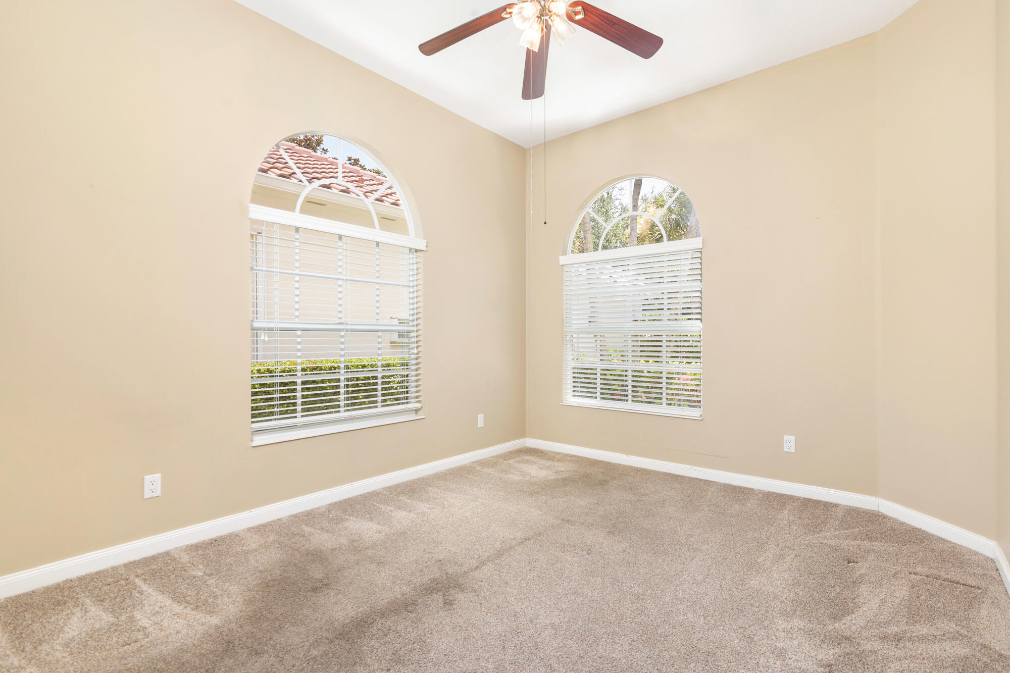ISLES AT PALM BEACH GARDENS - Residential