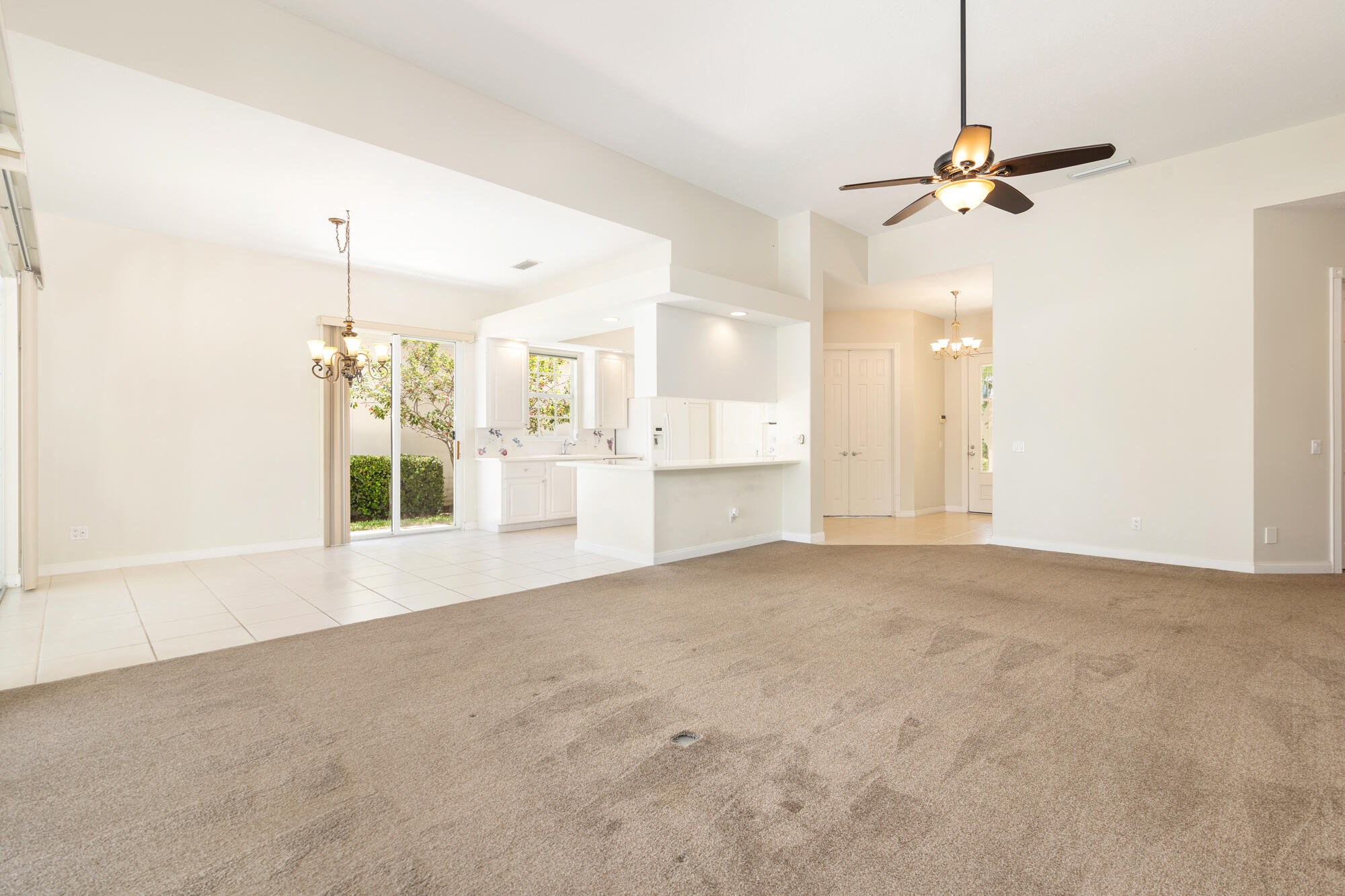 ISLES AT PALM BEACH GARDENS - Residential