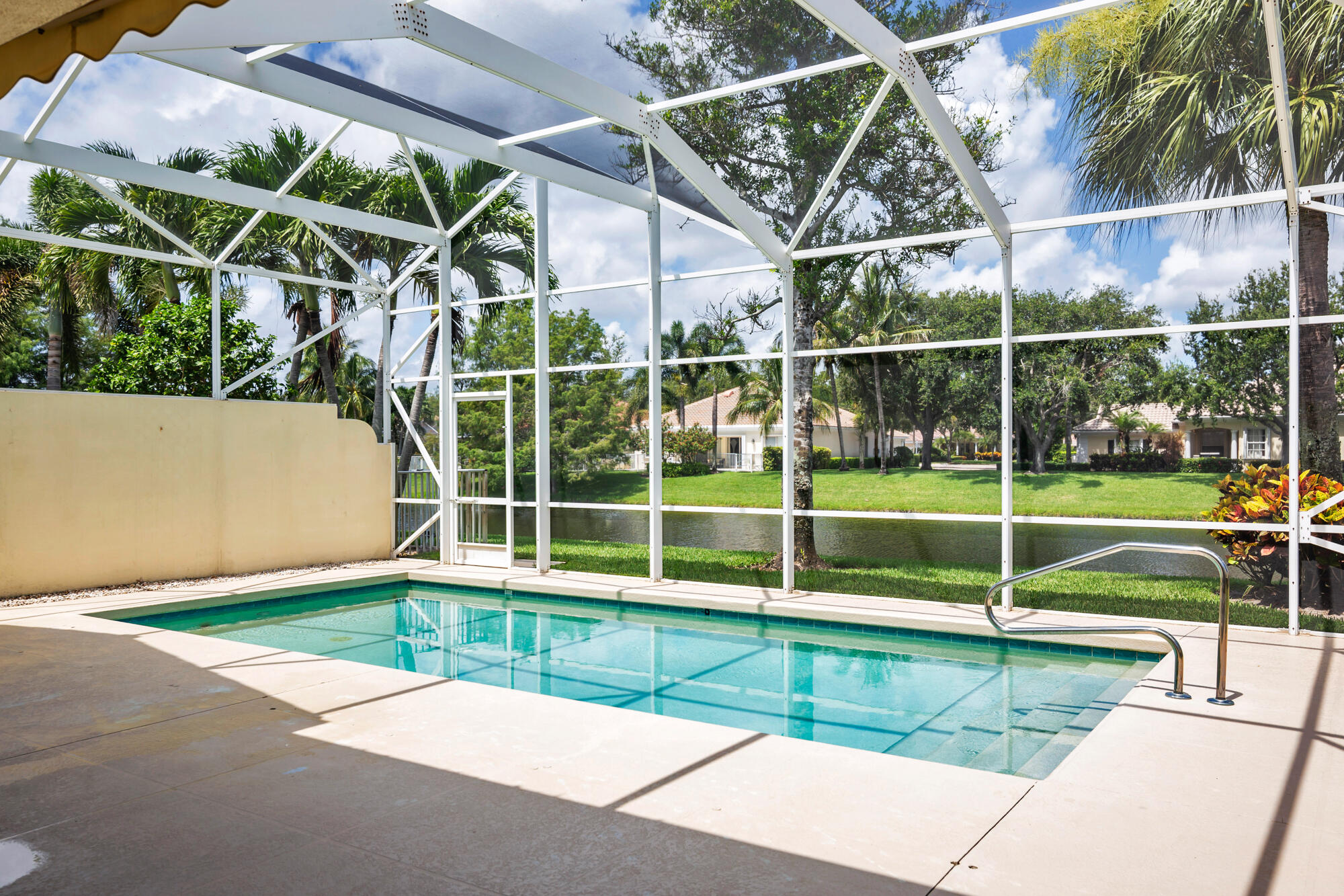 ISLES AT PALM BEACH GARDENS - Residential