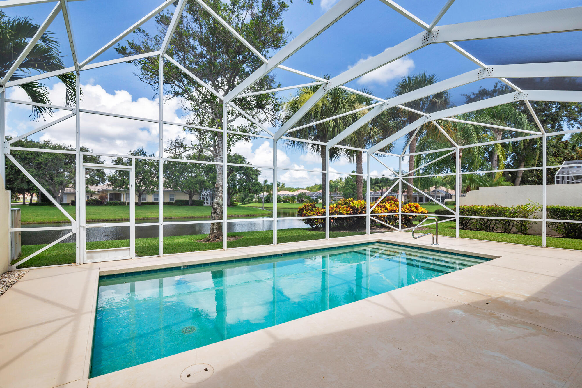 ISLES AT PALM BEACH GARDENS - Residential