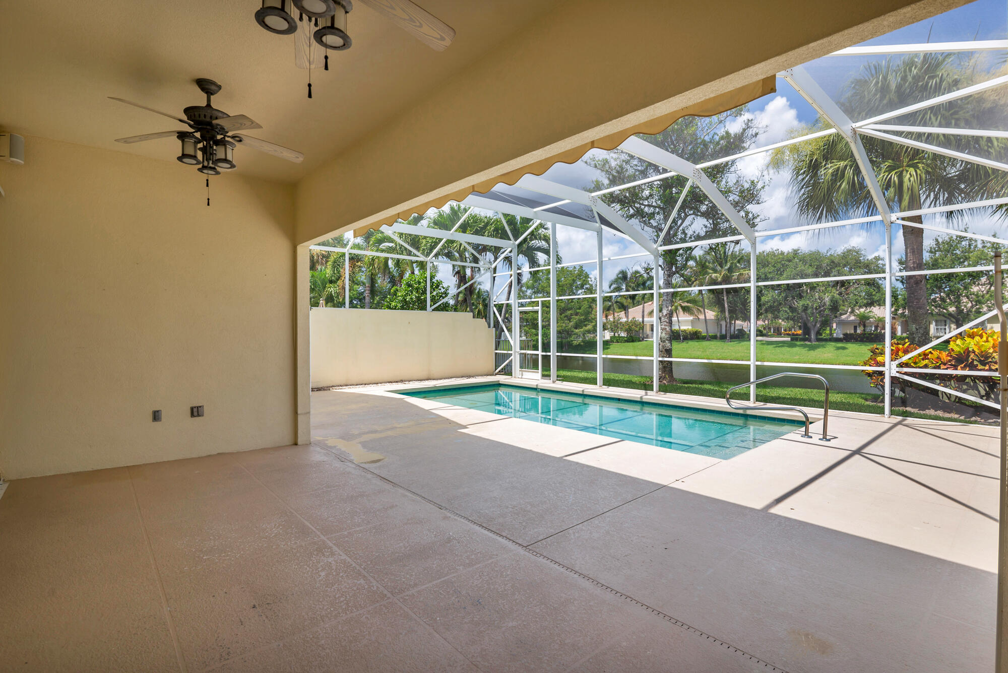 ISLES AT PALM BEACH GARDENS - Residential