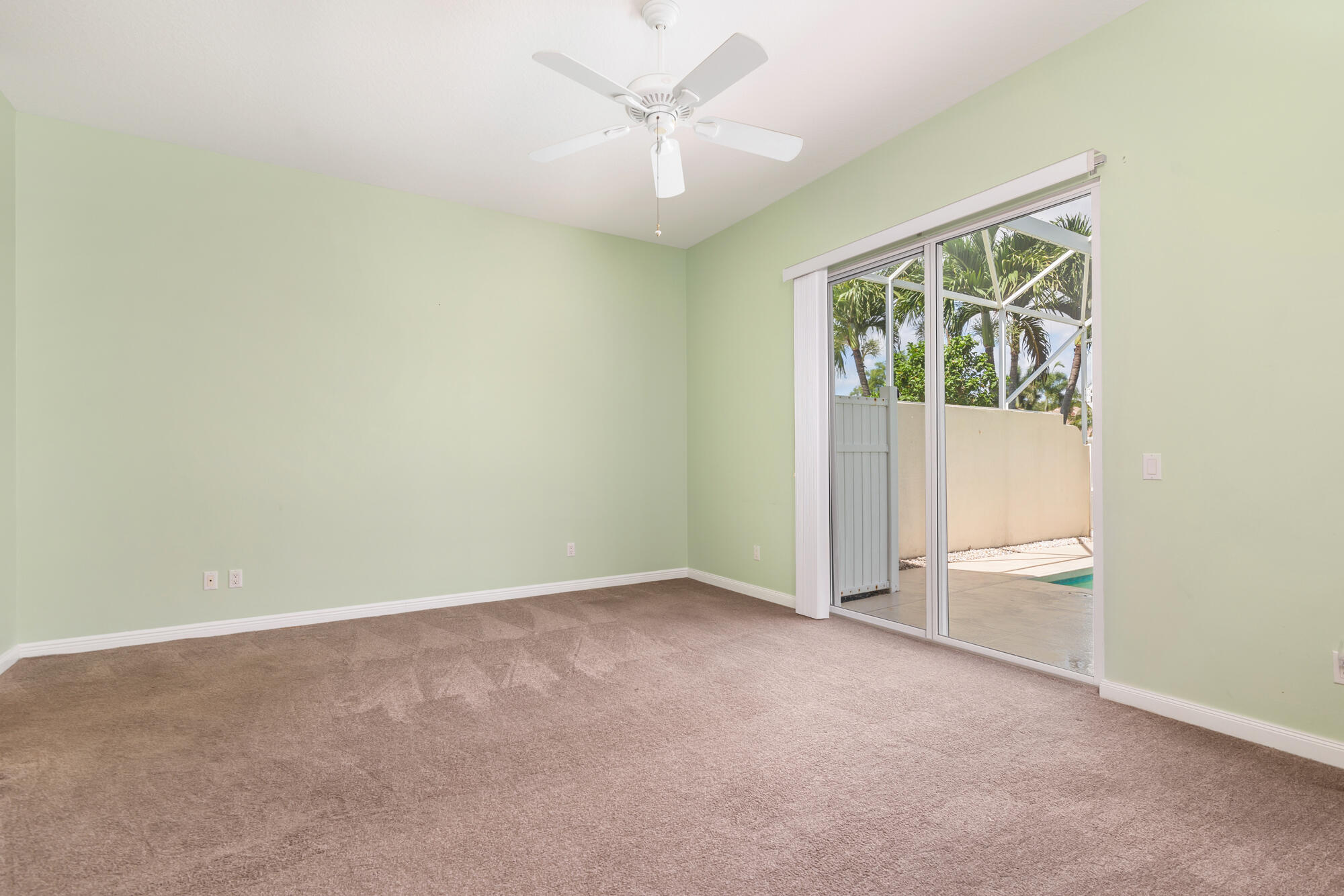 ISLES AT PALM BEACH GARDENS - Residential