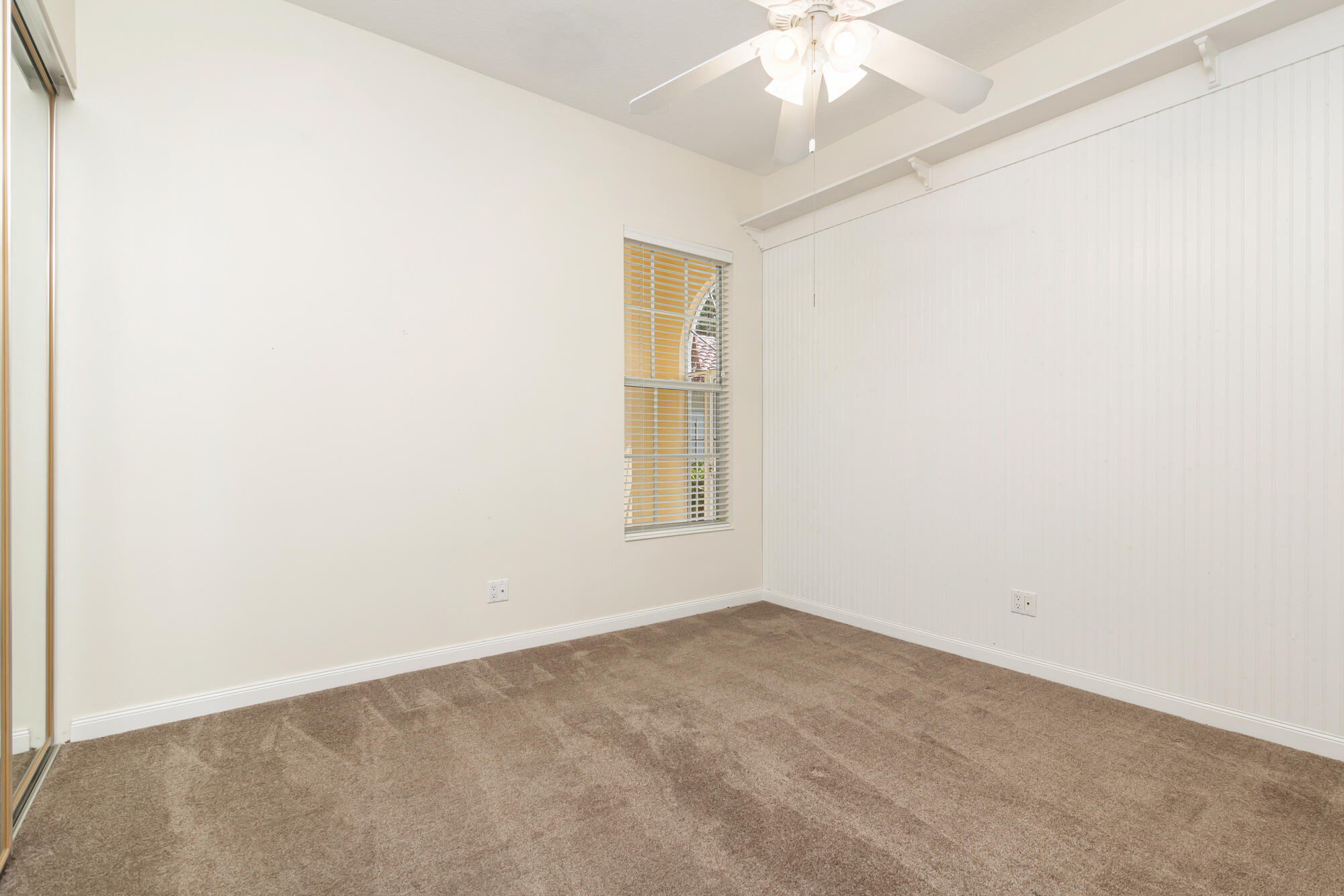 ISLES AT PALM BEACH GARDENS - Residential