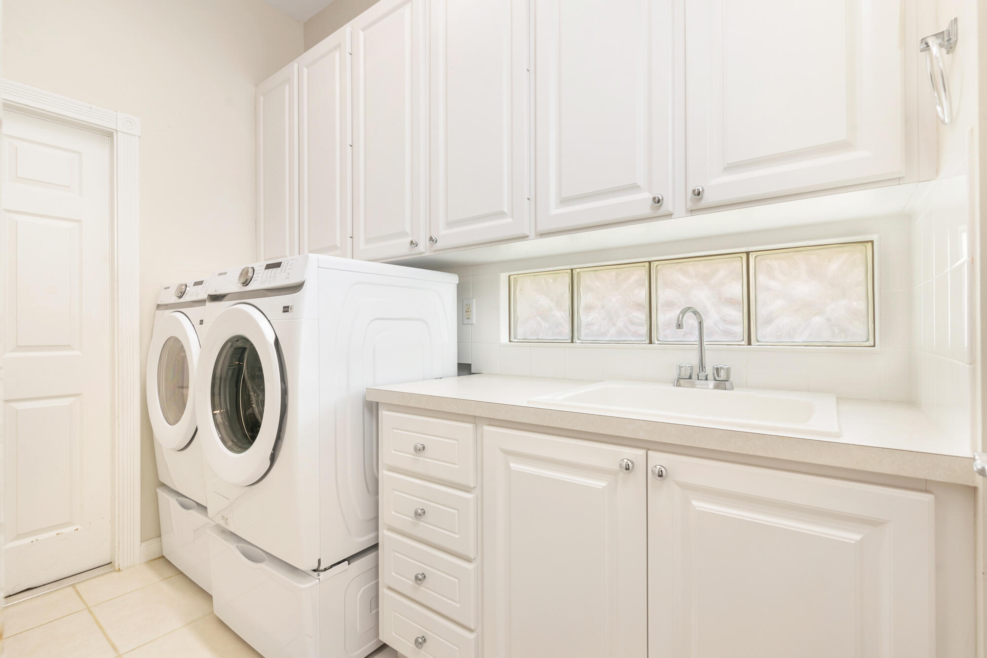 ISLES AT PALM BEACH GARDENS - Residential