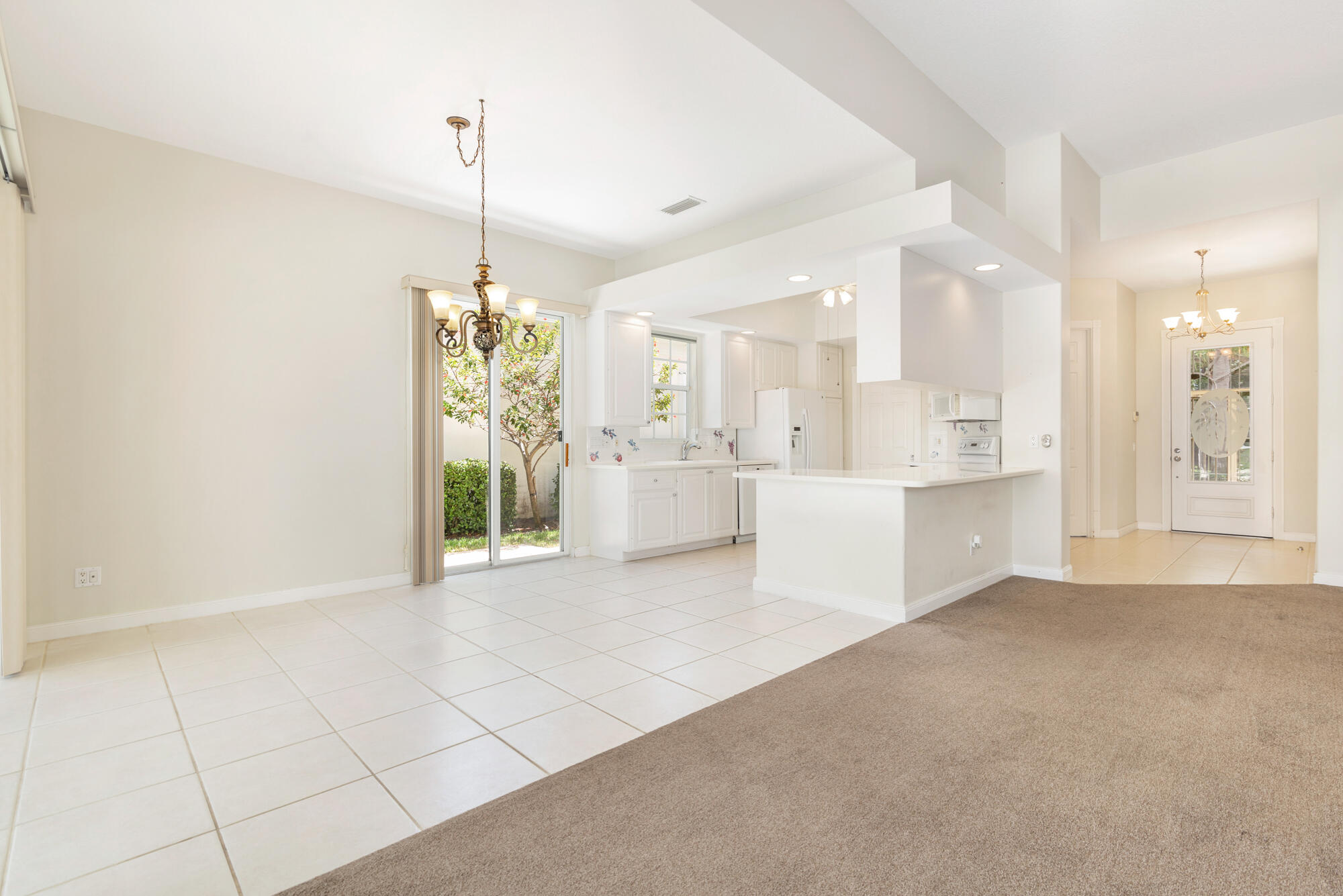 ISLES AT PALM BEACH GARDENS - Residential