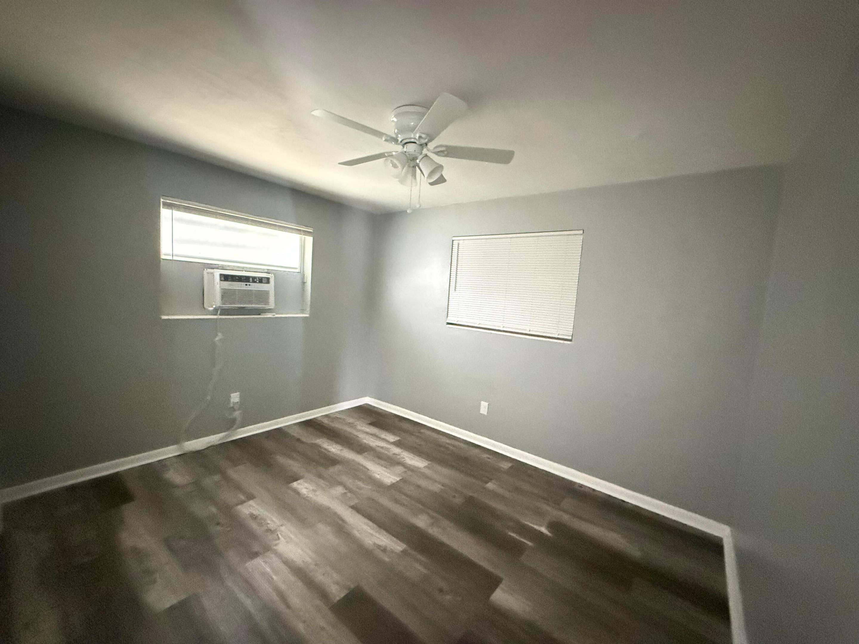 FLORAL HEIGHTS - Residential Lease