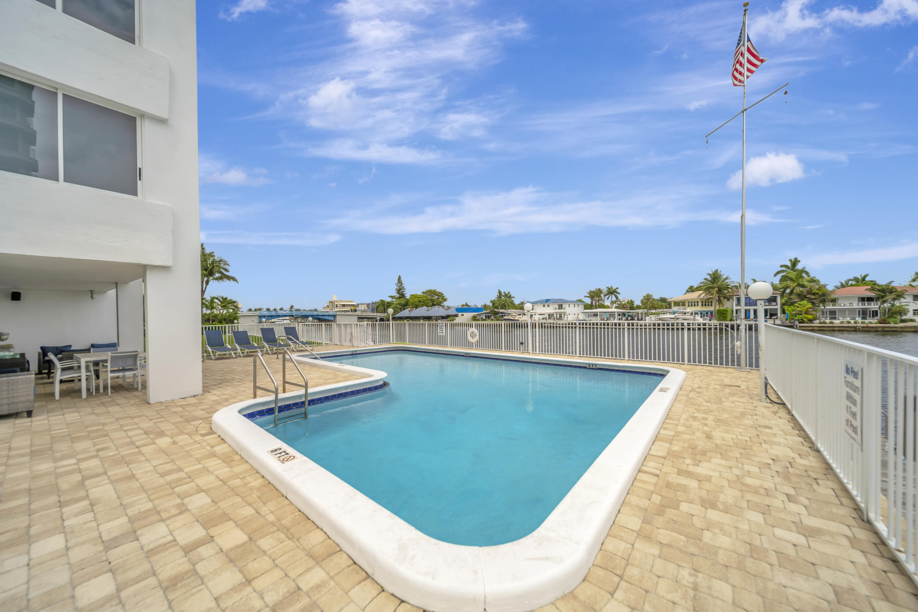 ROYAL MARINER CONDO - Residential Lease