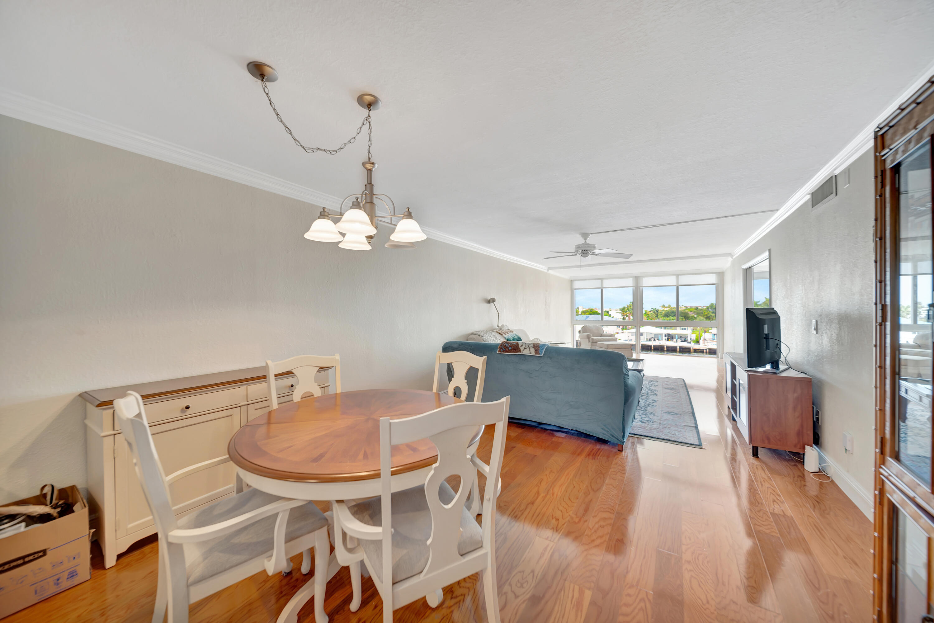 ROYAL MARINER CONDO - Residential Lease