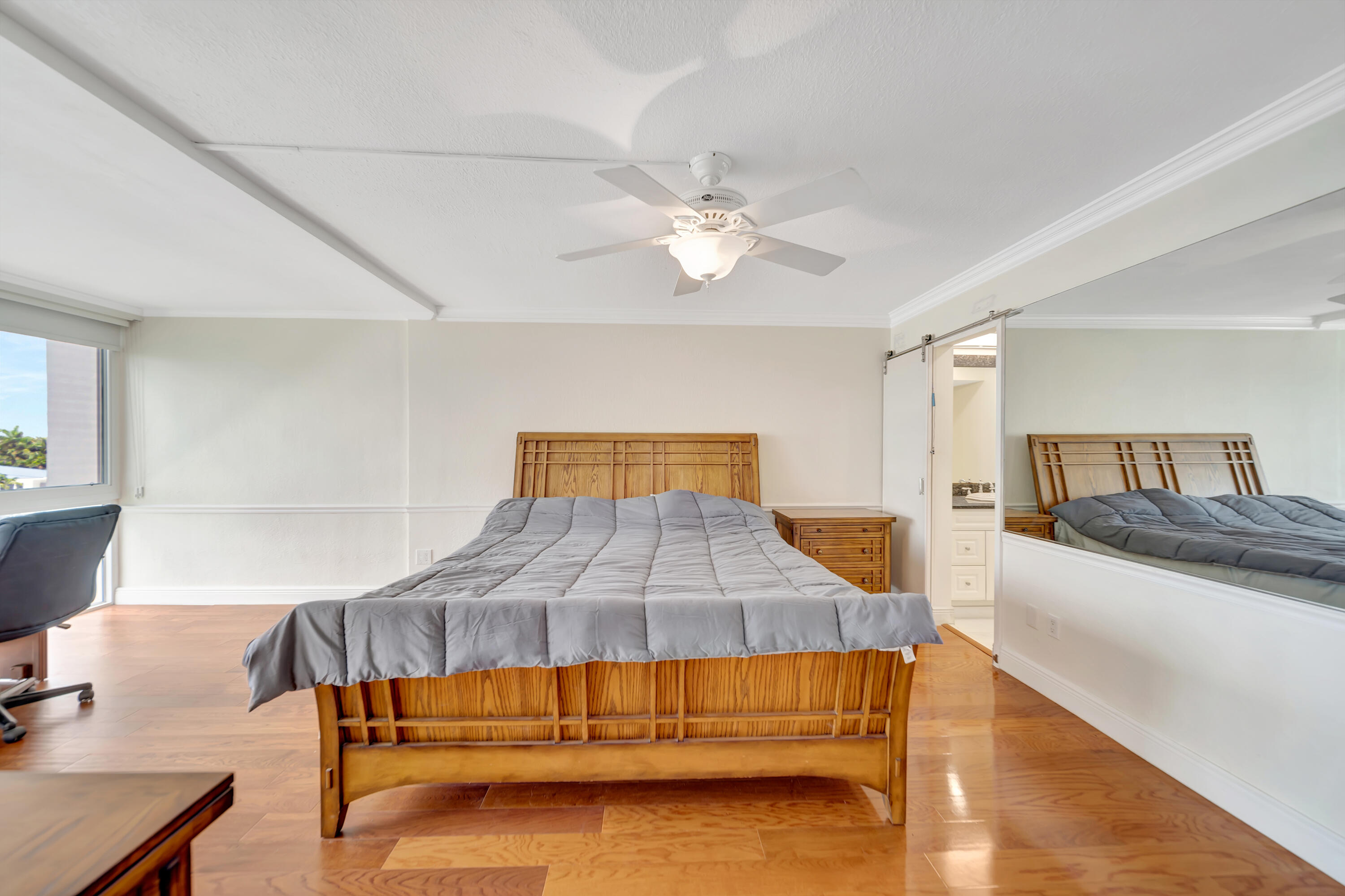 ROYAL MARINER CONDO - Residential Lease