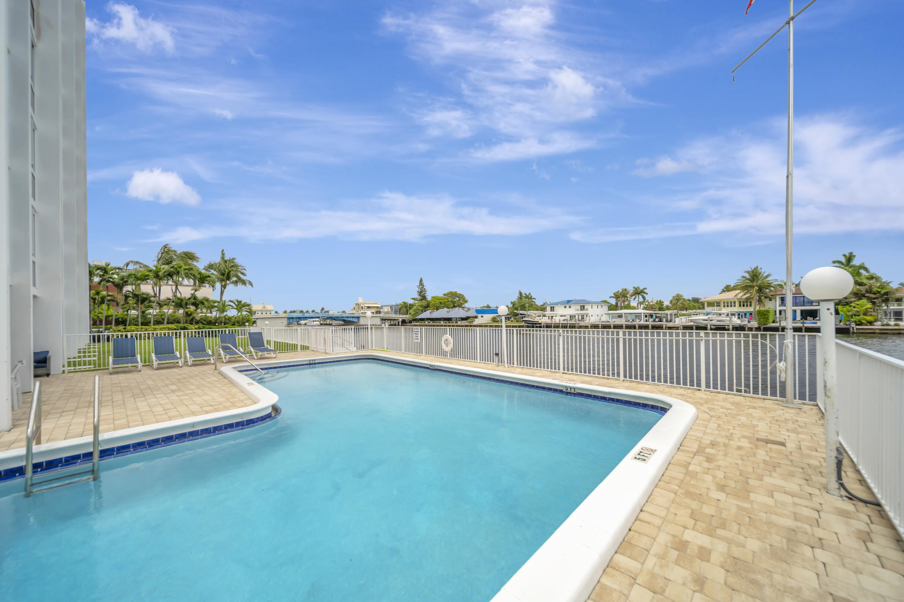ROYAL MARINER CONDO - Residential Lease