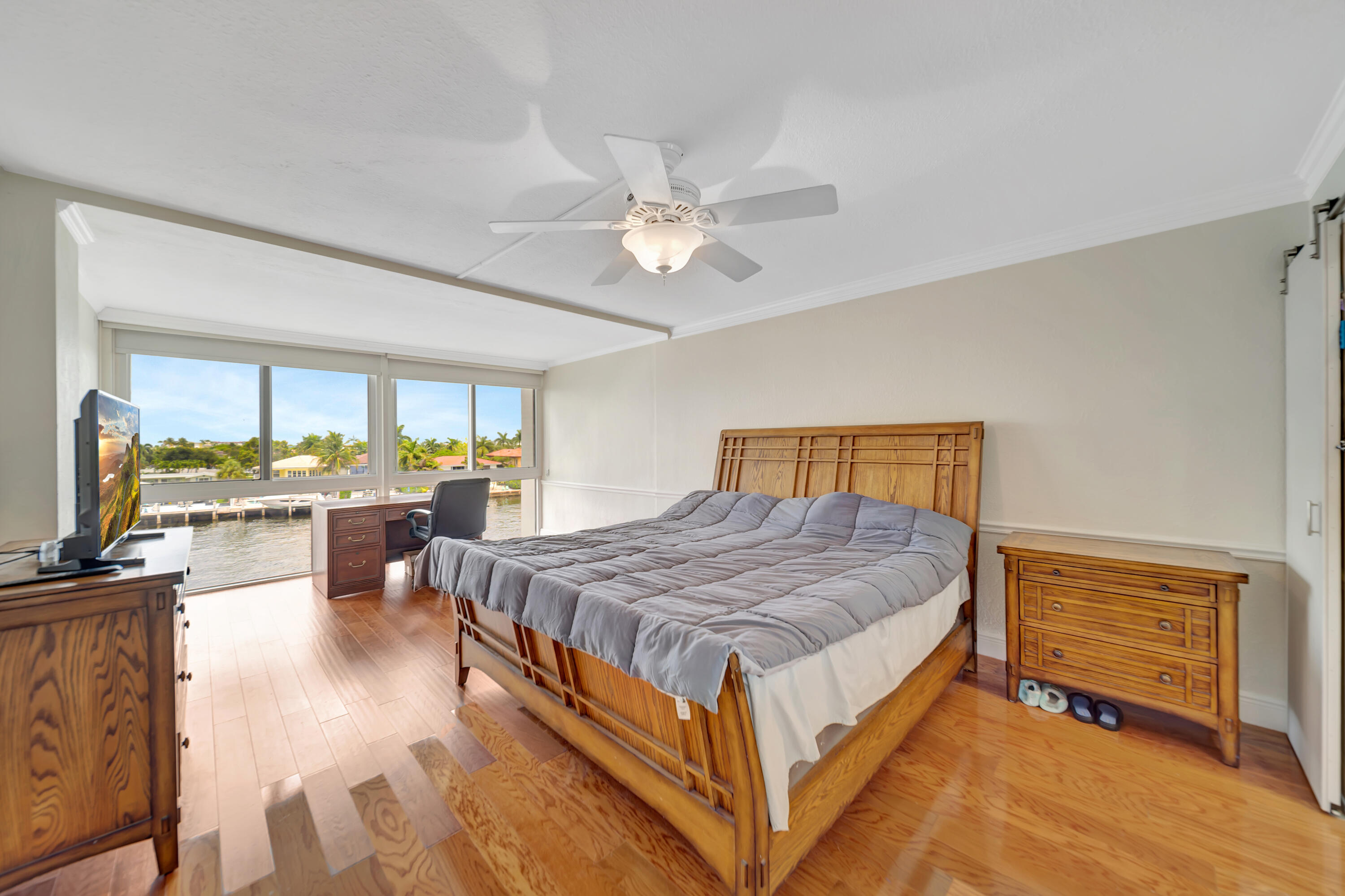 ROYAL MARINER CONDO - Residential Lease