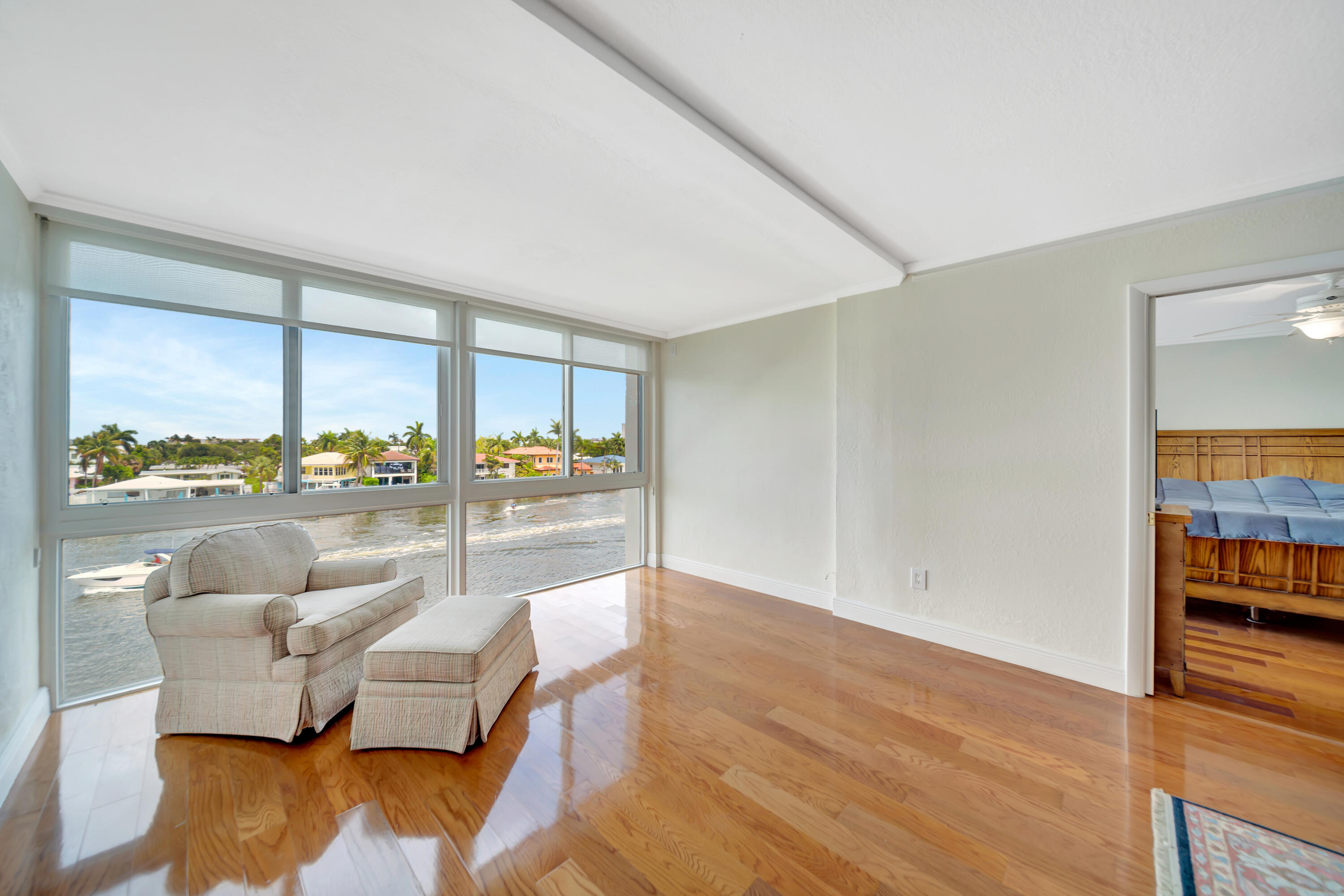 ROYAL MARINER CONDO - Residential Lease