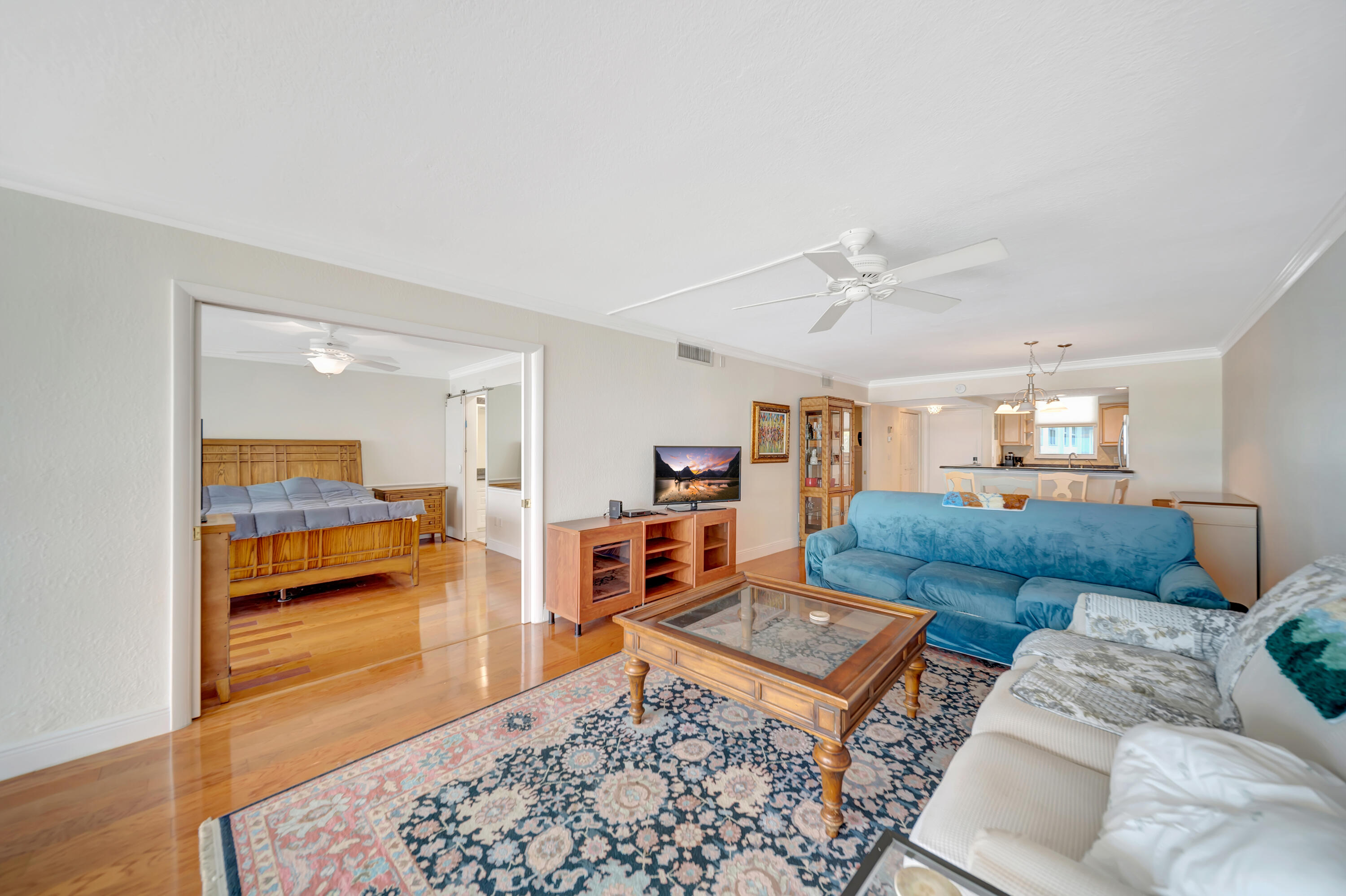 ROYAL MARINER CONDO - Residential Lease