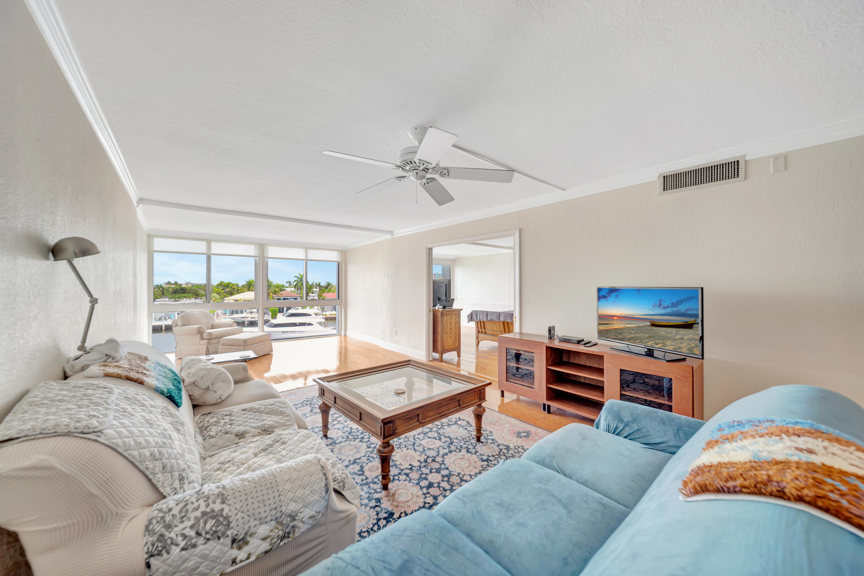 ROYAL MARINER CONDO - Residential Lease