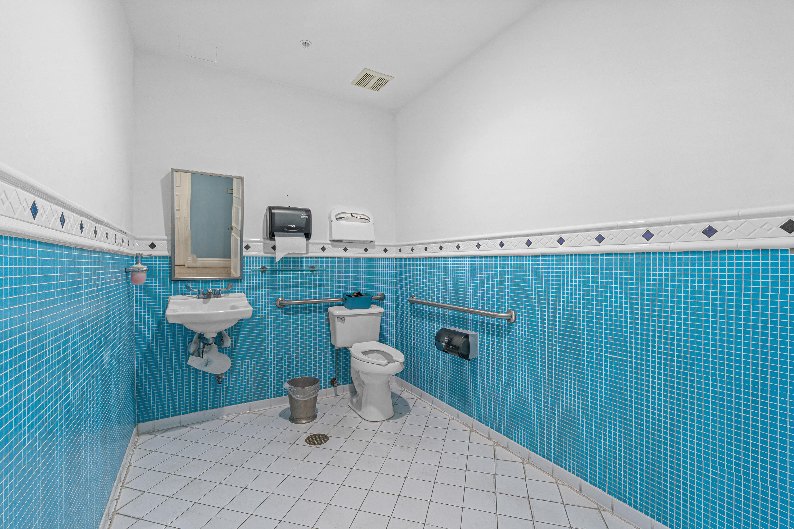 ORCHID BEACH CONDO - Residential