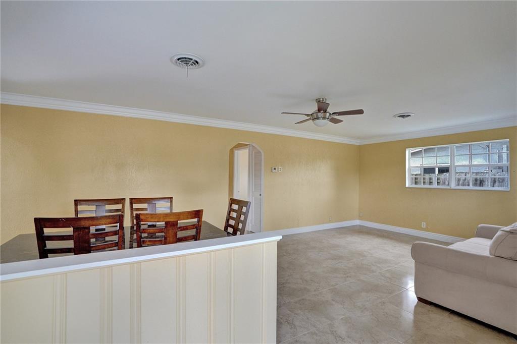SUNRISE GOLF VILLAGE SEC - Residential