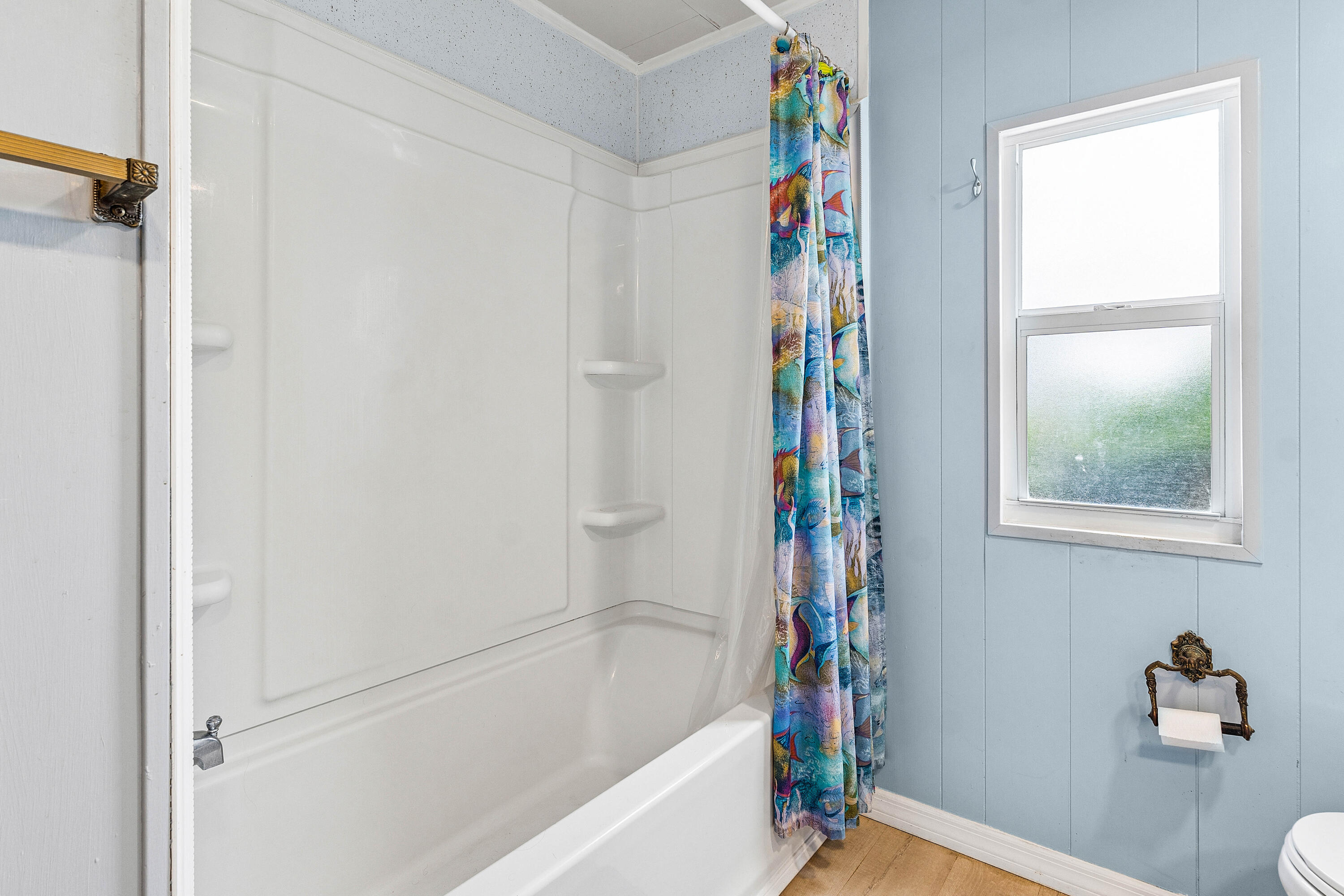 BRINY BREEZES, Inc - Residential