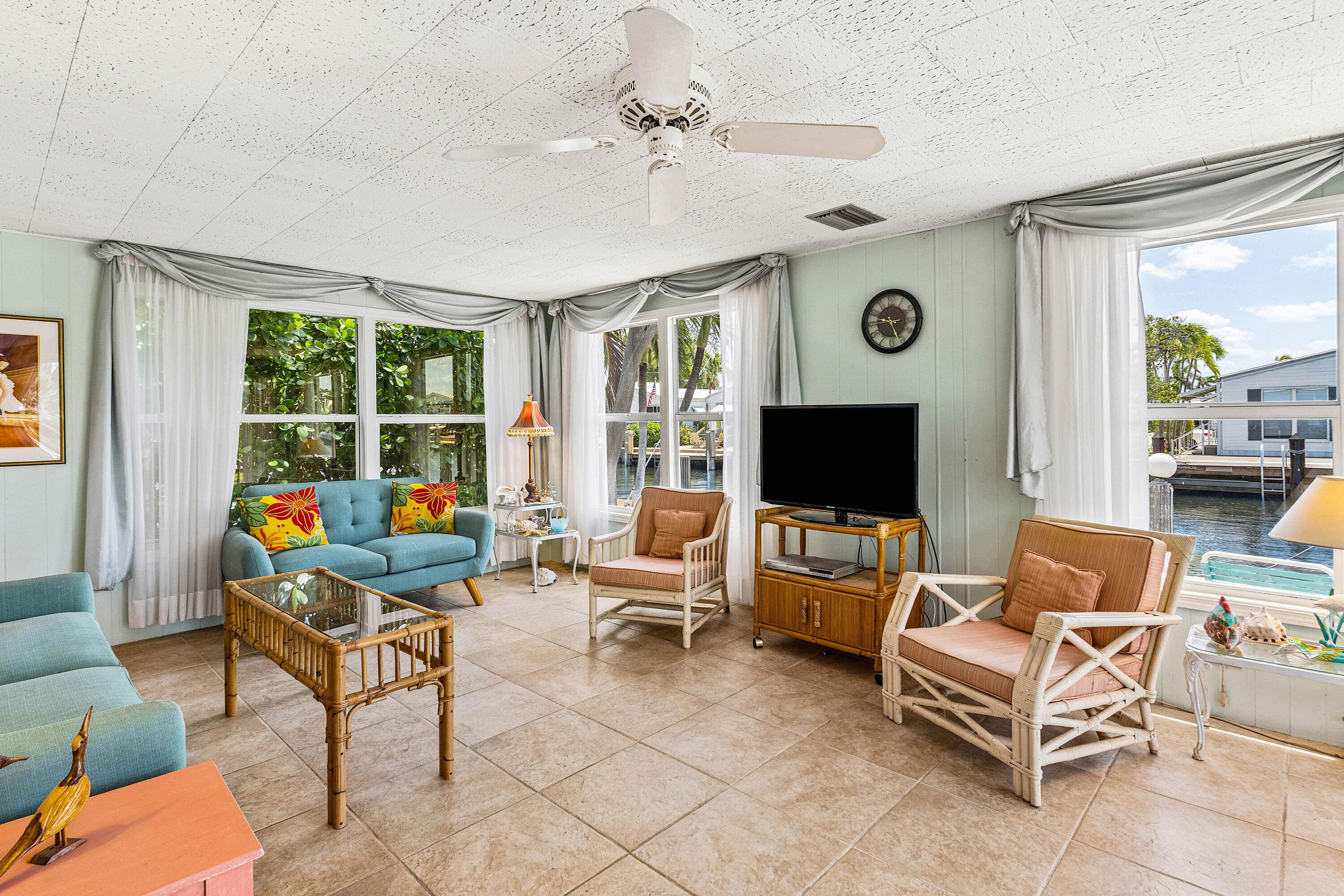 BRINY BREEZES, Inc - Residential