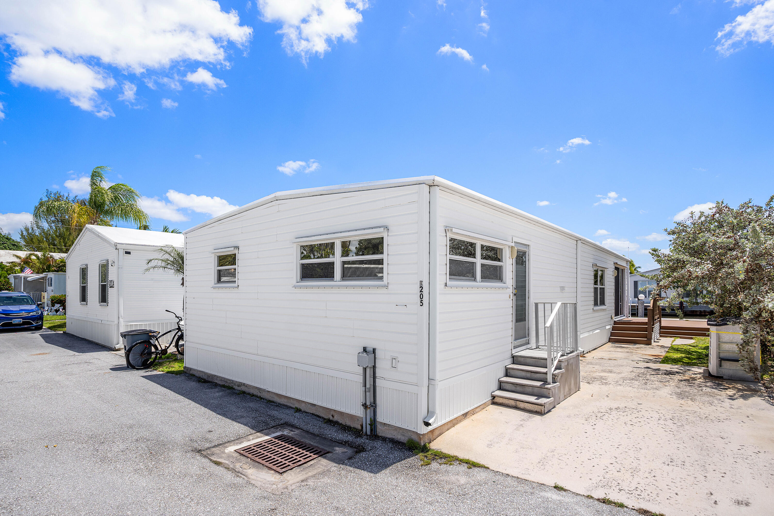 BRINY BREEZES, Inc - Residential