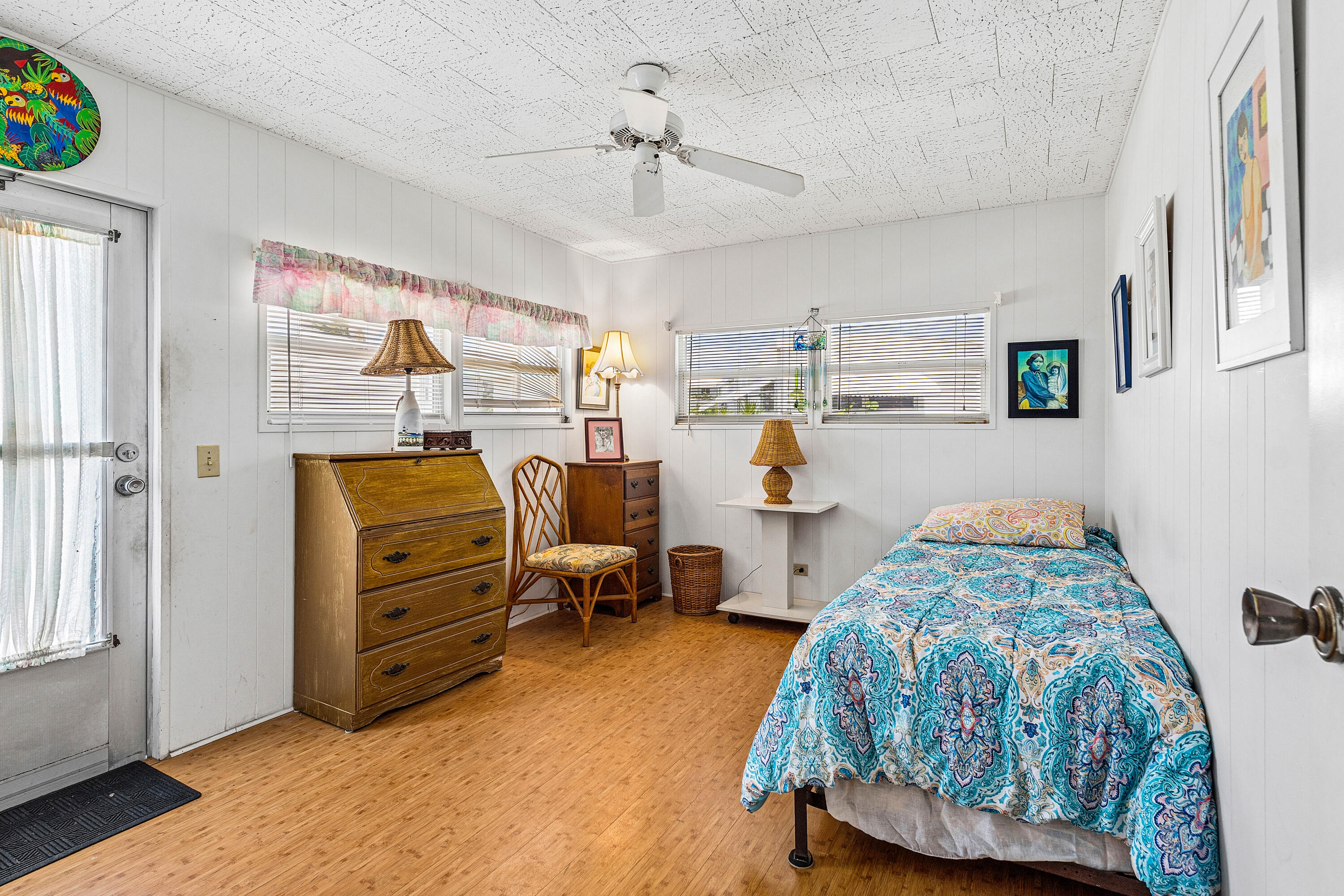 BRINY BREEZES, Inc - Residential