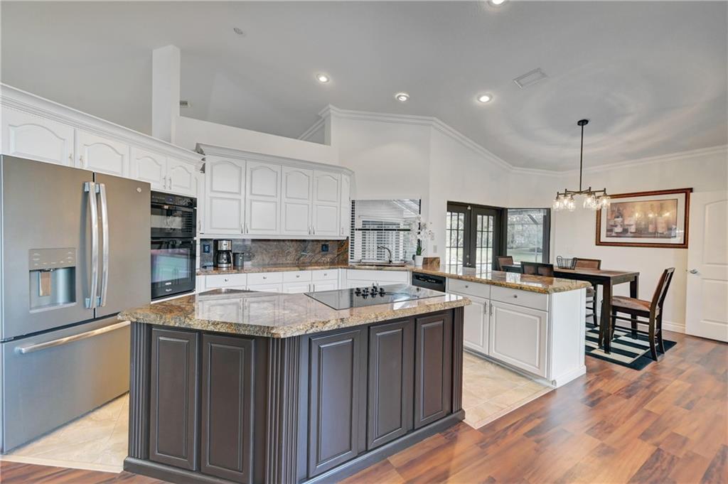 Pine Ridge 112-37 B - Residential