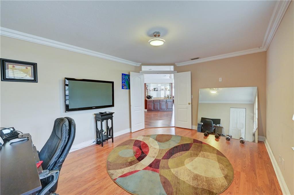 Pine Ridge 112-37 B - Residential