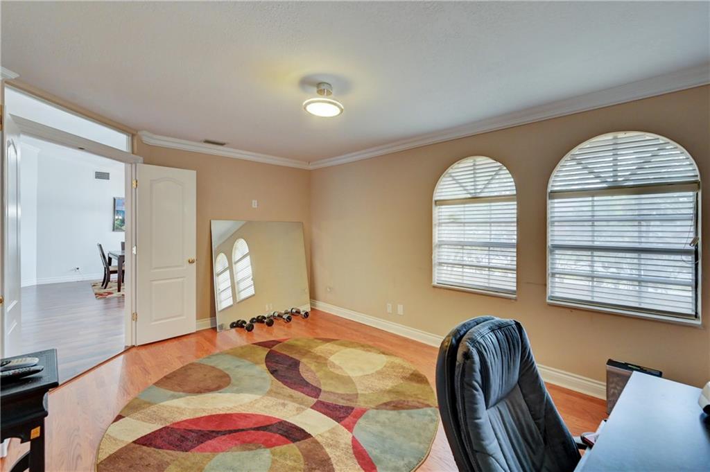 Pine Ridge 112-37 B - Residential