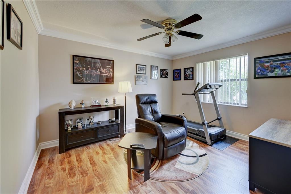 Pine Ridge 112-37 B - Residential