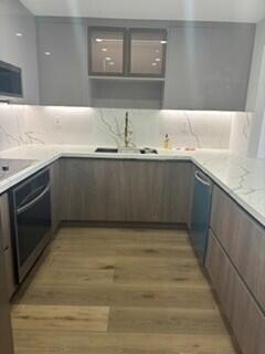 COMMODORE PLAZA CONDO - Residential Lease