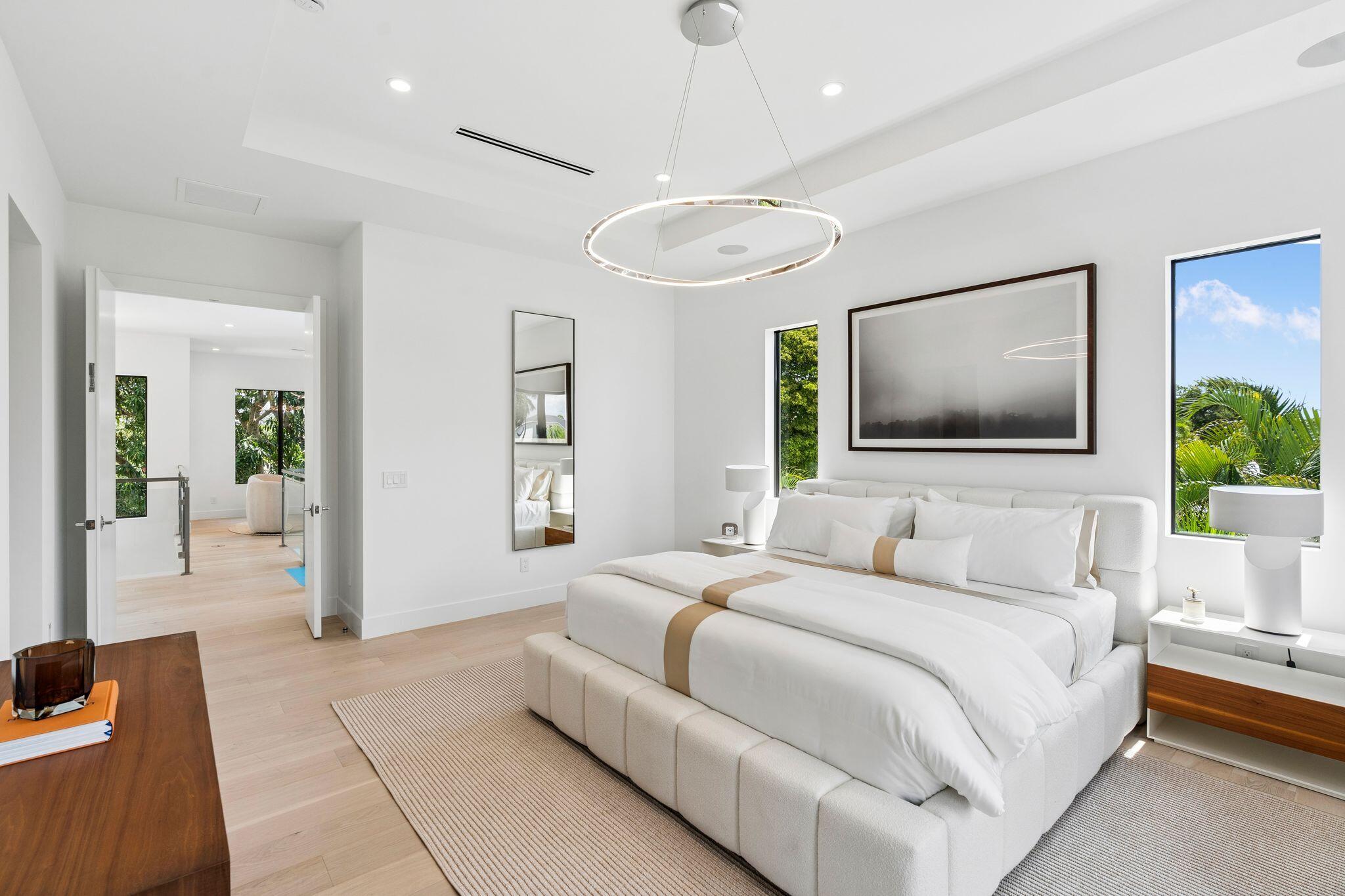 LAKE FLORESTA PARK - Residential